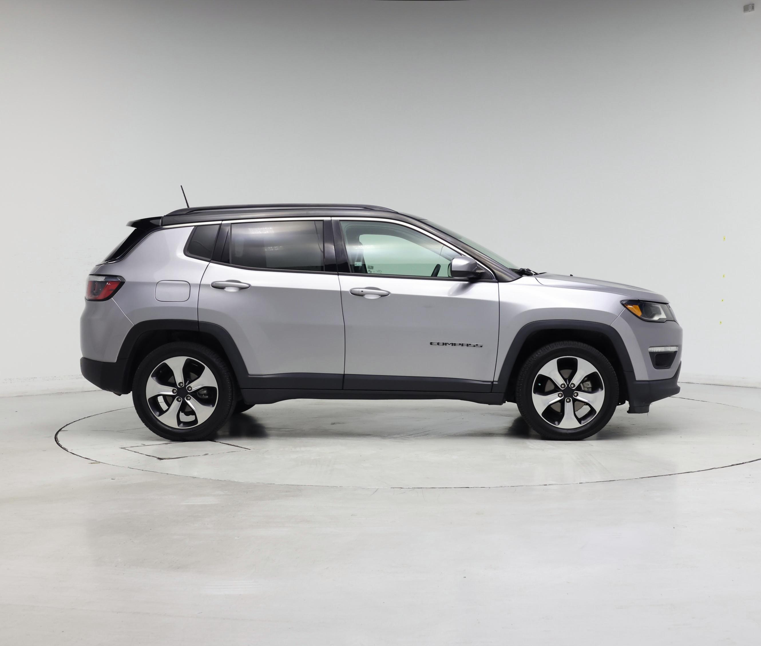 Thumbnail: 2018 Jeep Compass - 7
