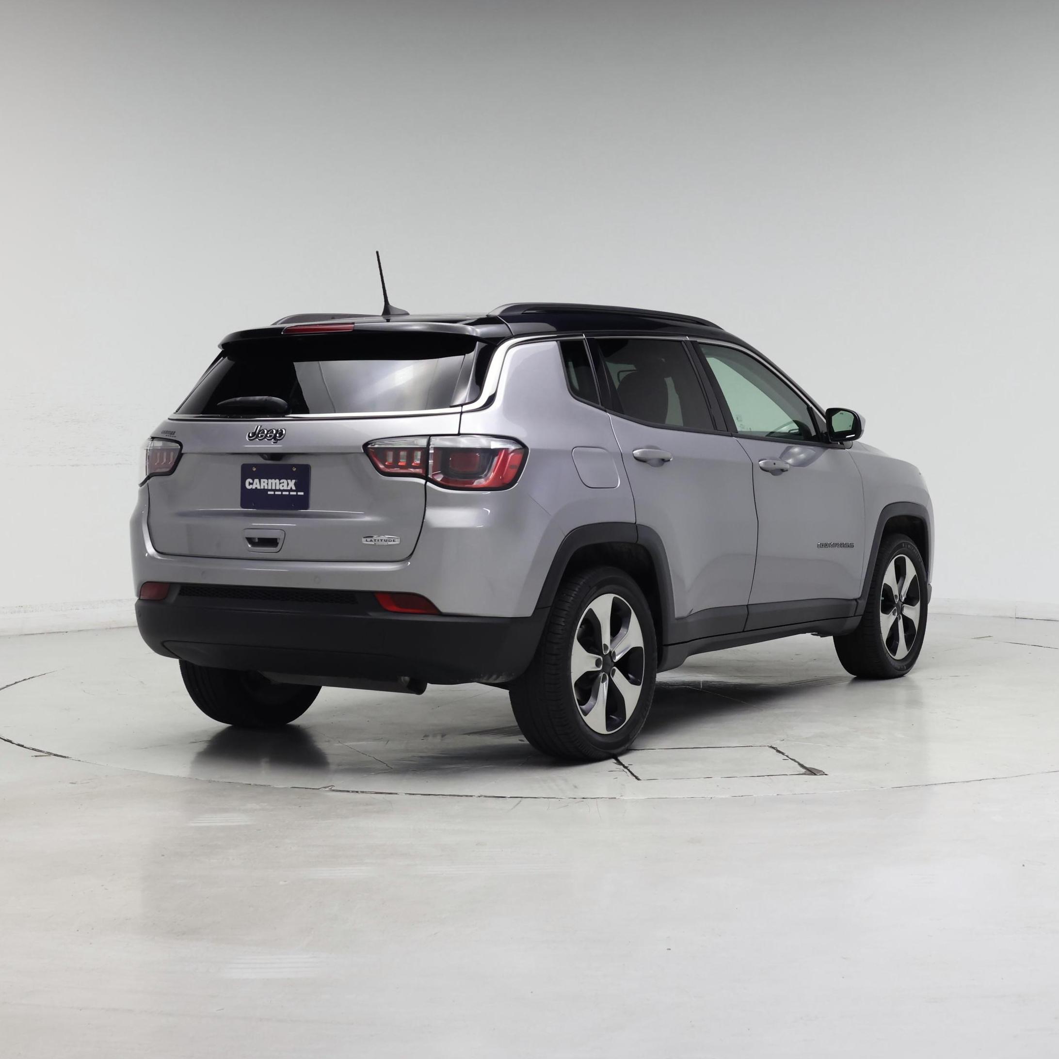 Thumbnail: 2018 Jeep Compass - 8