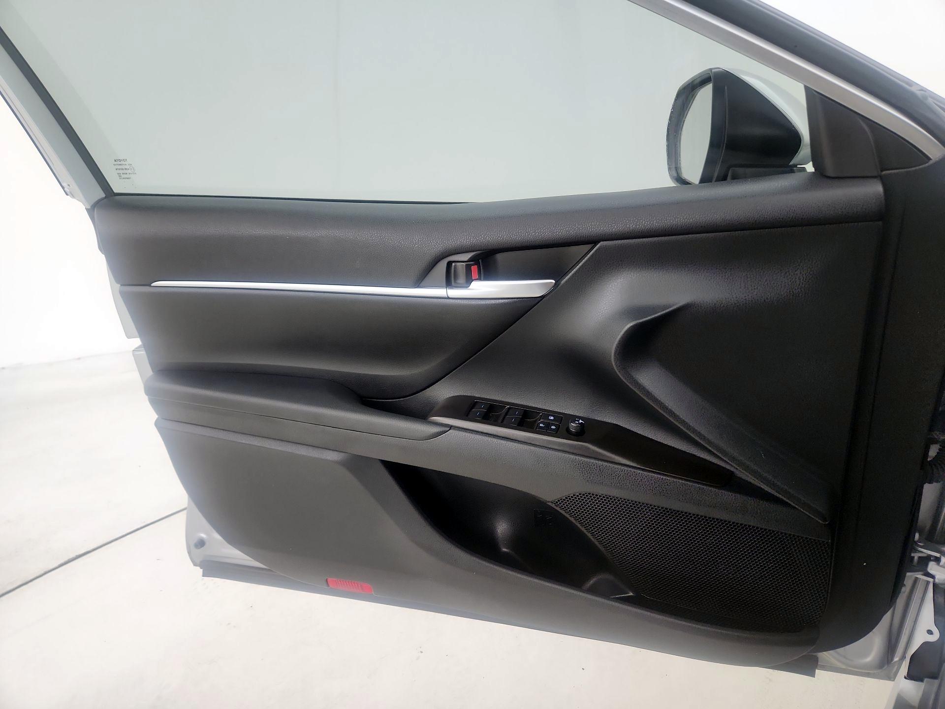 Thumbnail: 2024 Toyota Camry - 12
