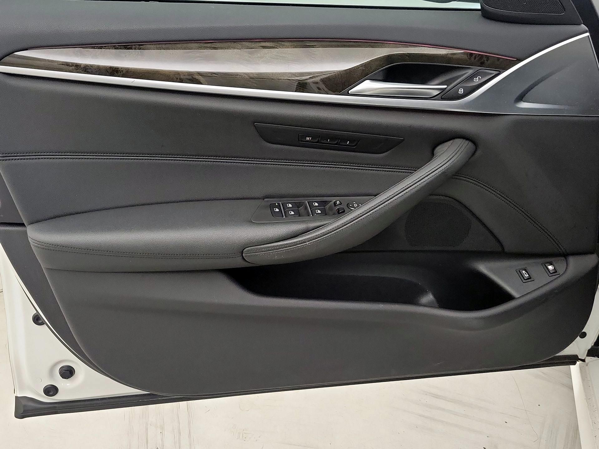Thumbnail: 2019 BMW 5 Series - 12