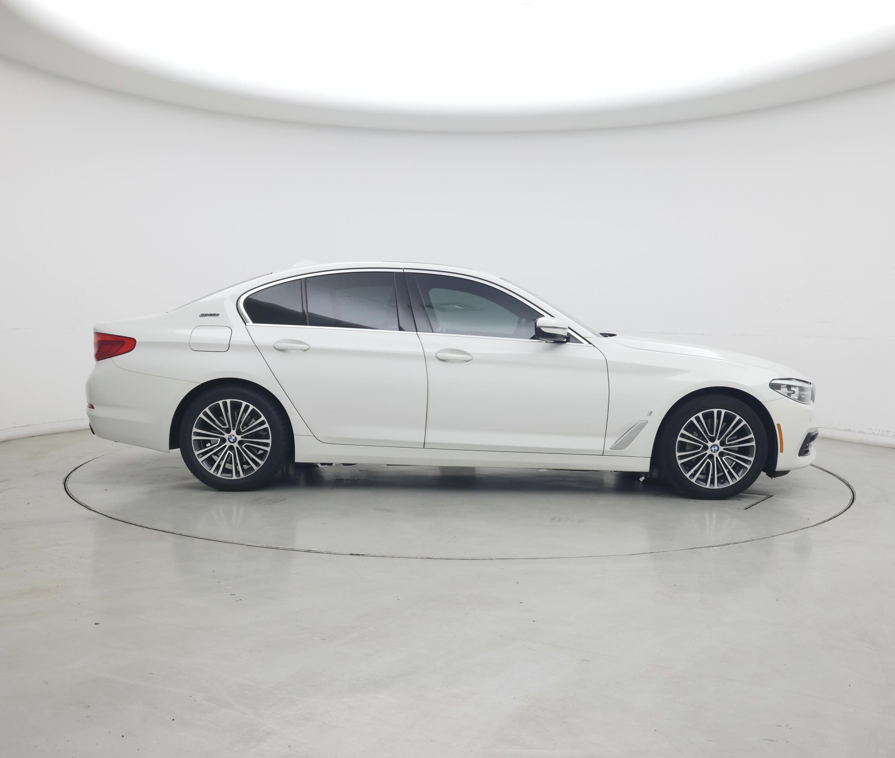 Thumbnail: 2019 BMW 5 Series - 7