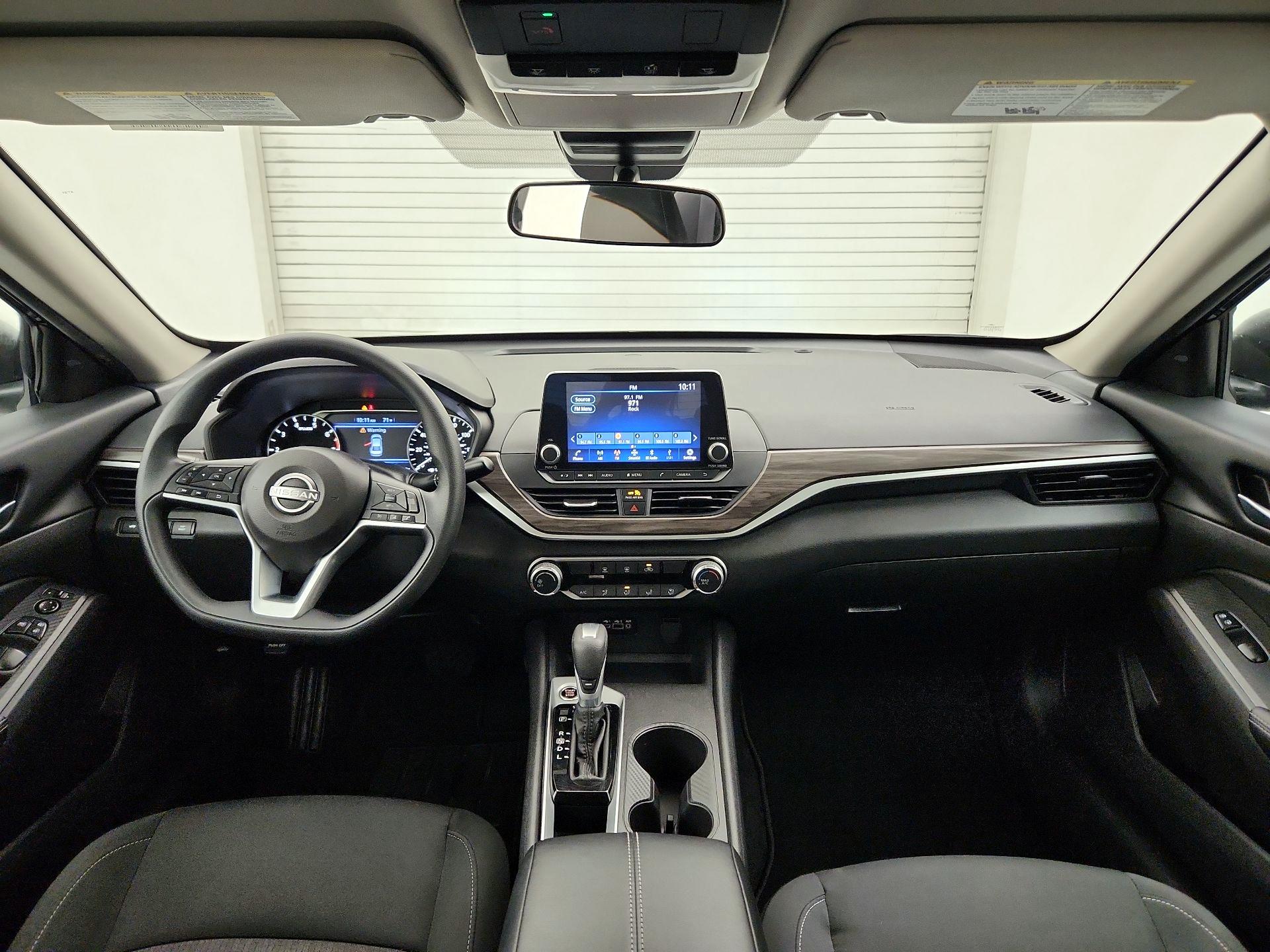 Thumbnail: 2025 Nissan Altima - 9