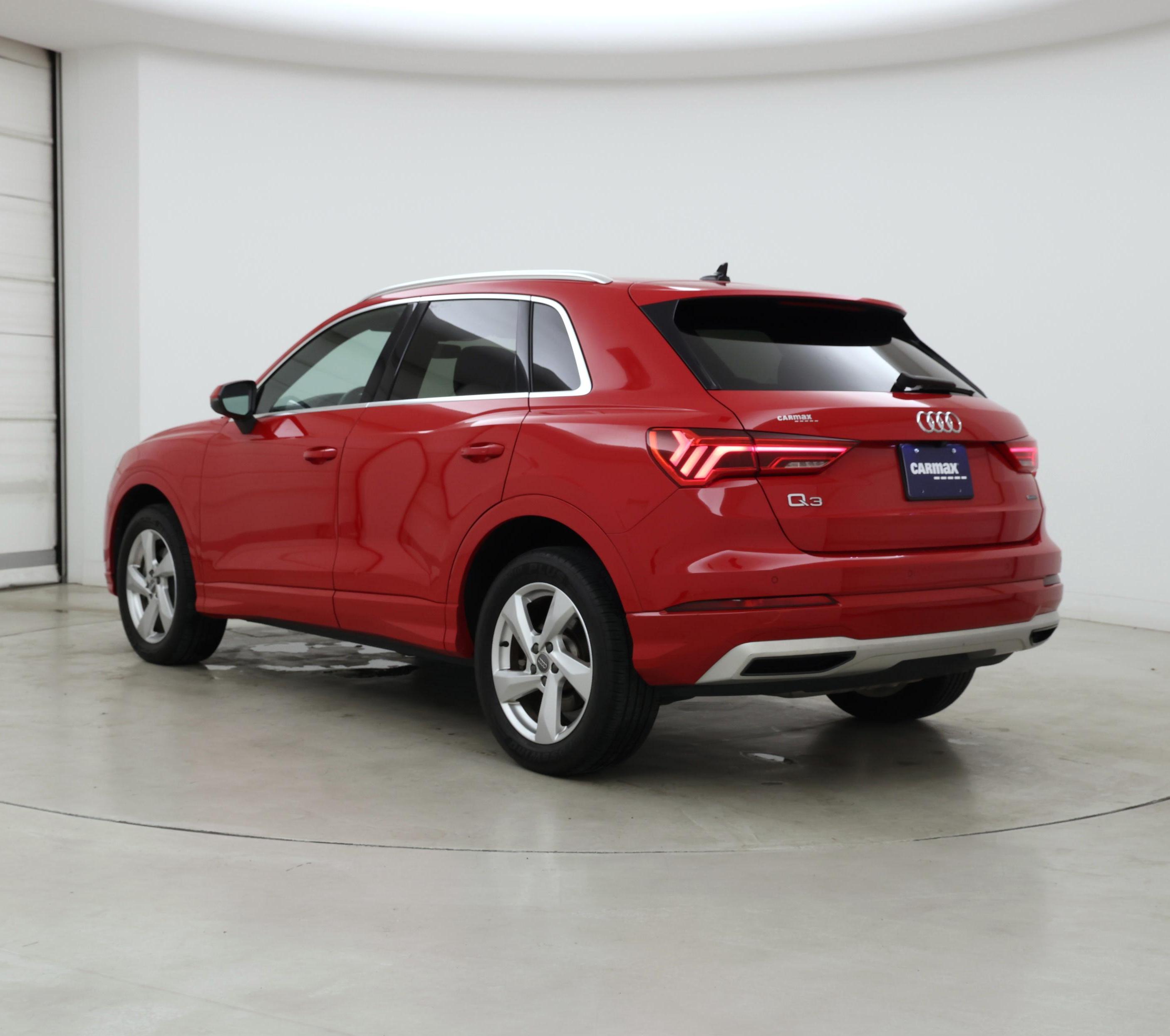 Thumbnail: 2020 Audi Q3 - 2
