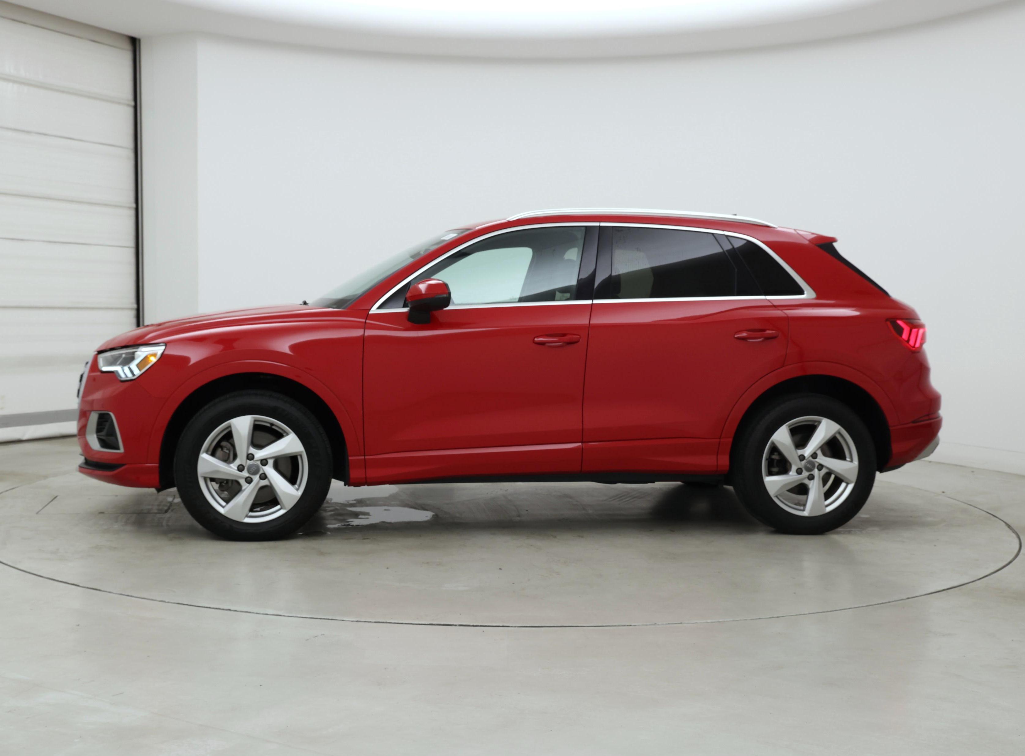 Thumbnail: 2020 Audi Q3 - 3