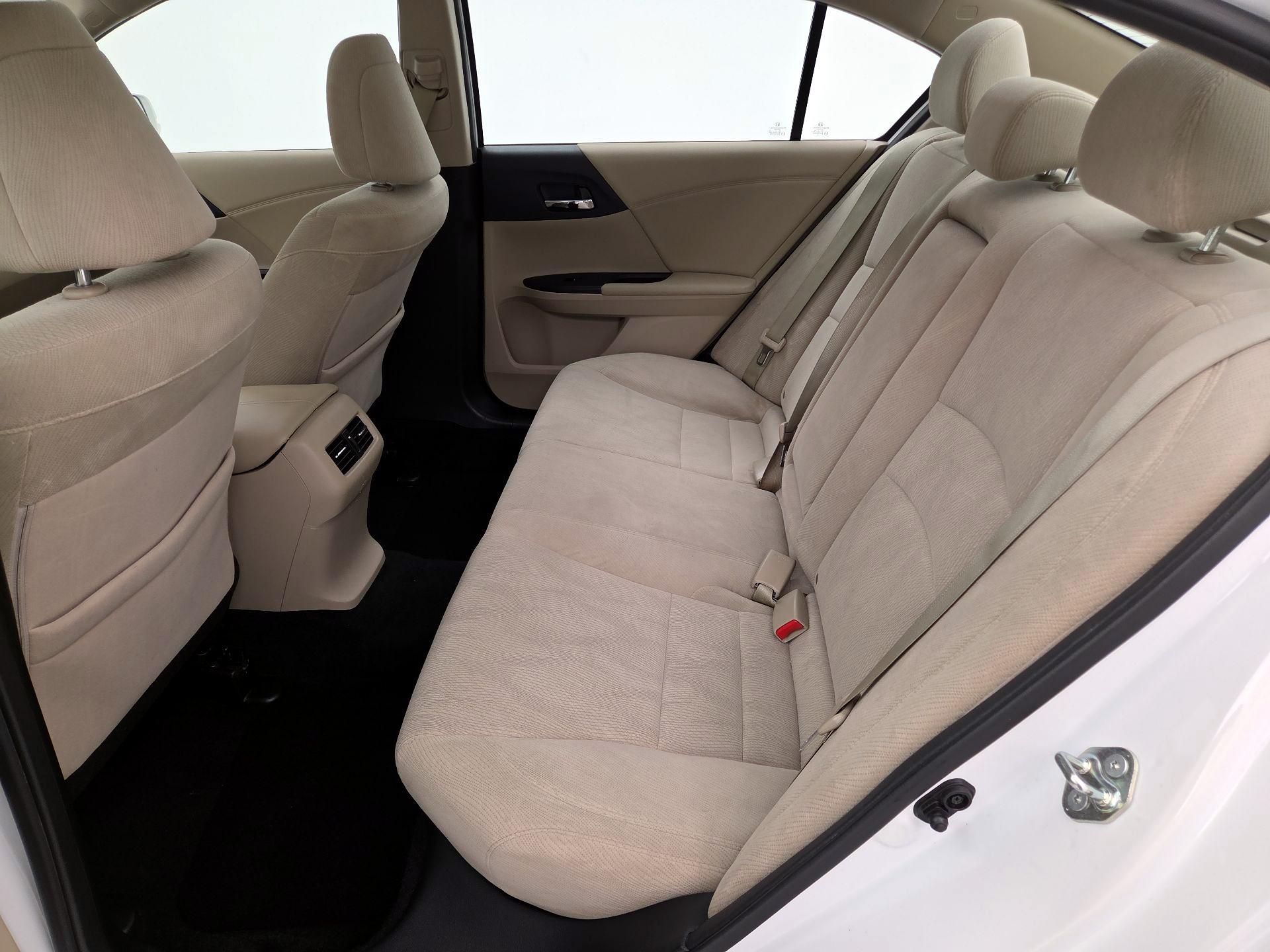 Thumbnail: 2015 Honda Accord - 20