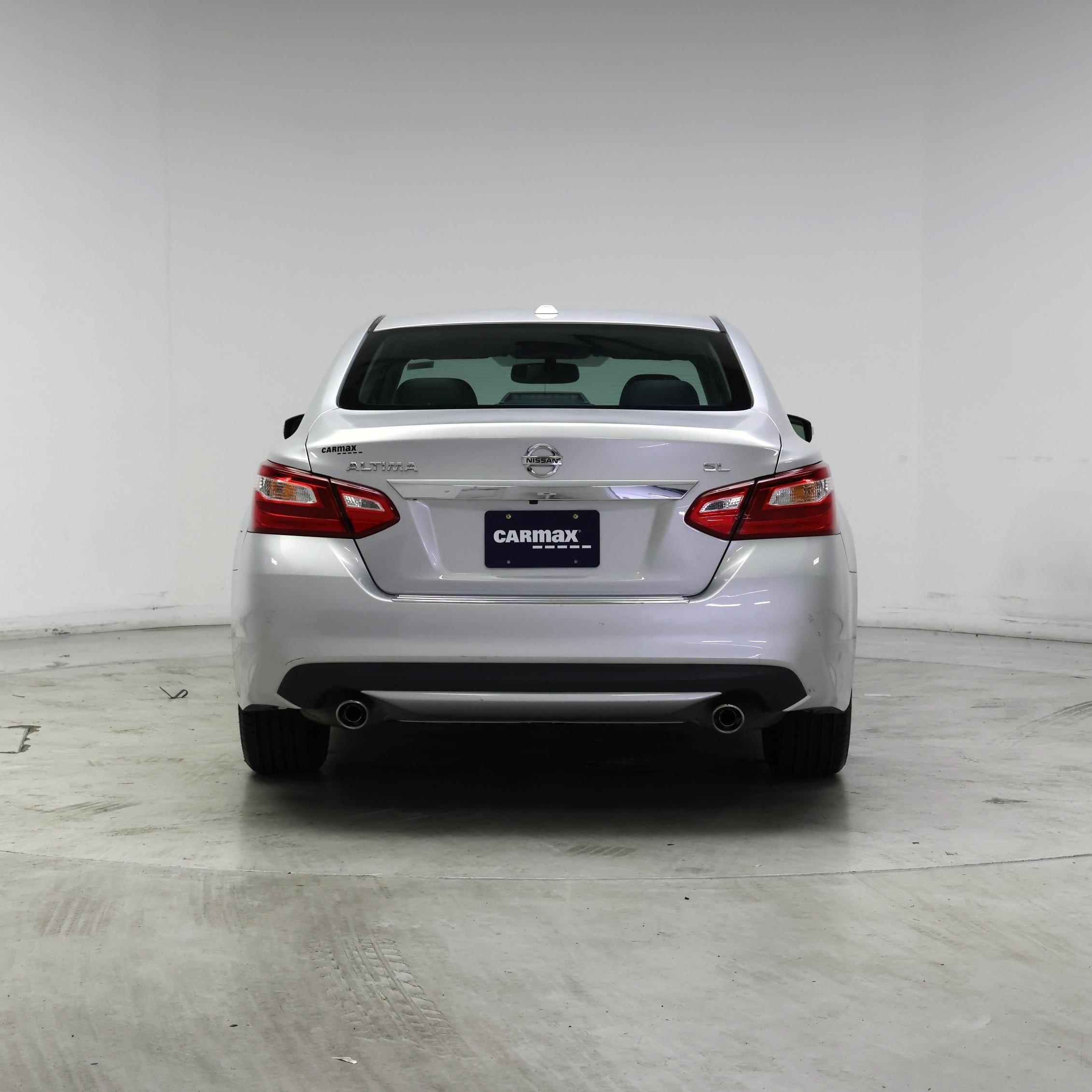 Thumbnail: 2016 Nissan Altima - 6