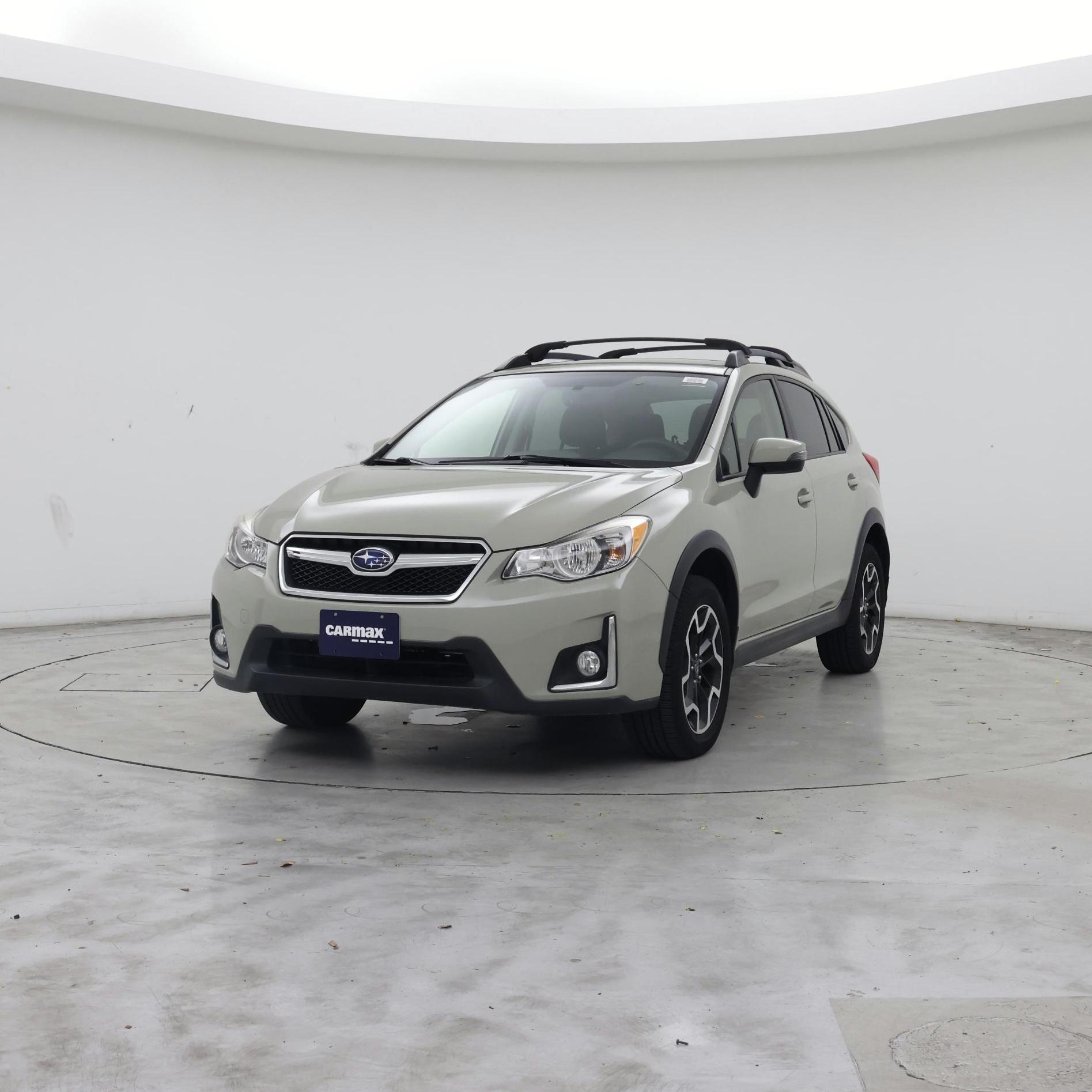 Thumbnail: 2017 Subaru Crosstrek - 4