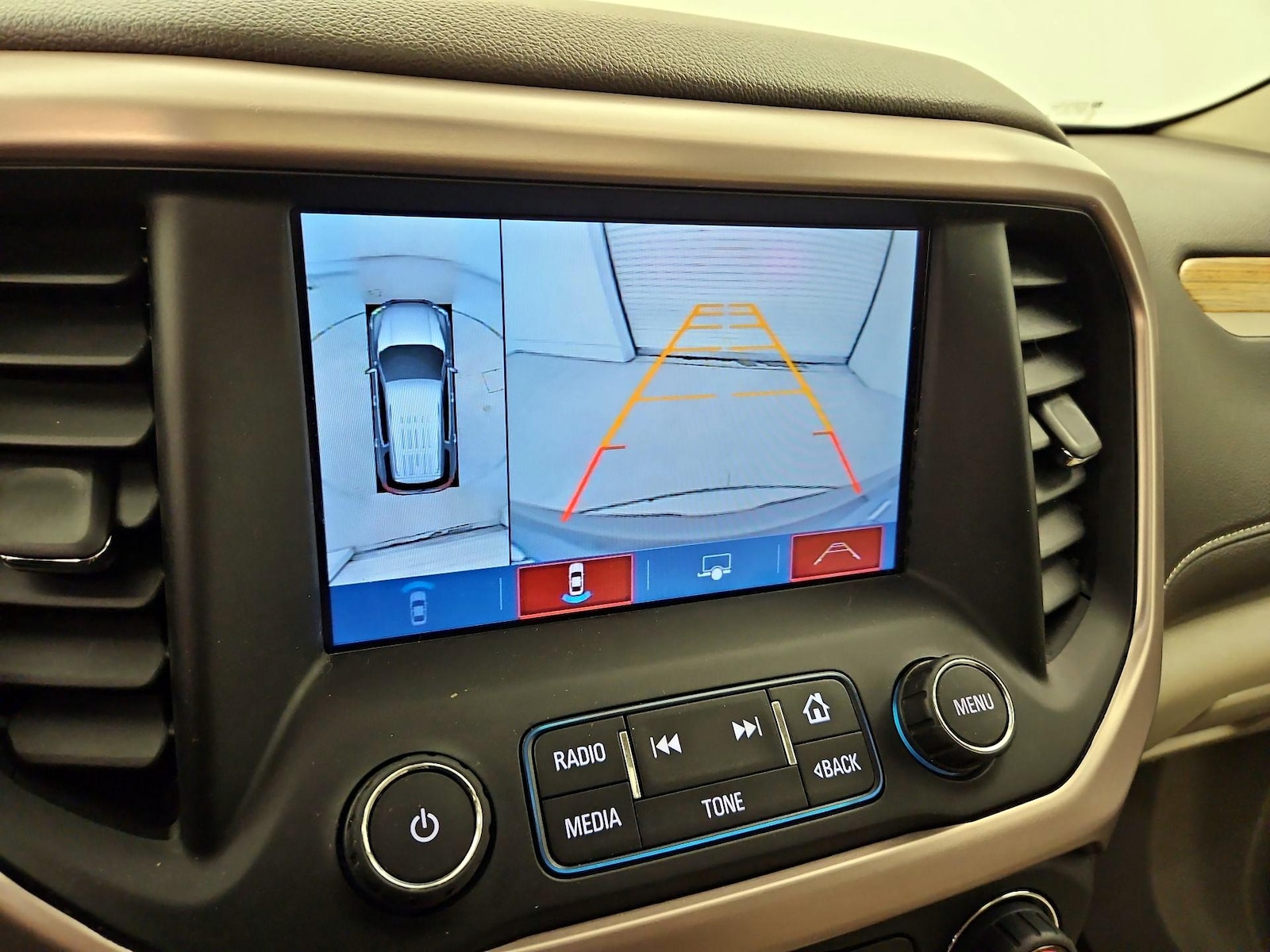 2017 GMC Acadia Denali - Photo 16