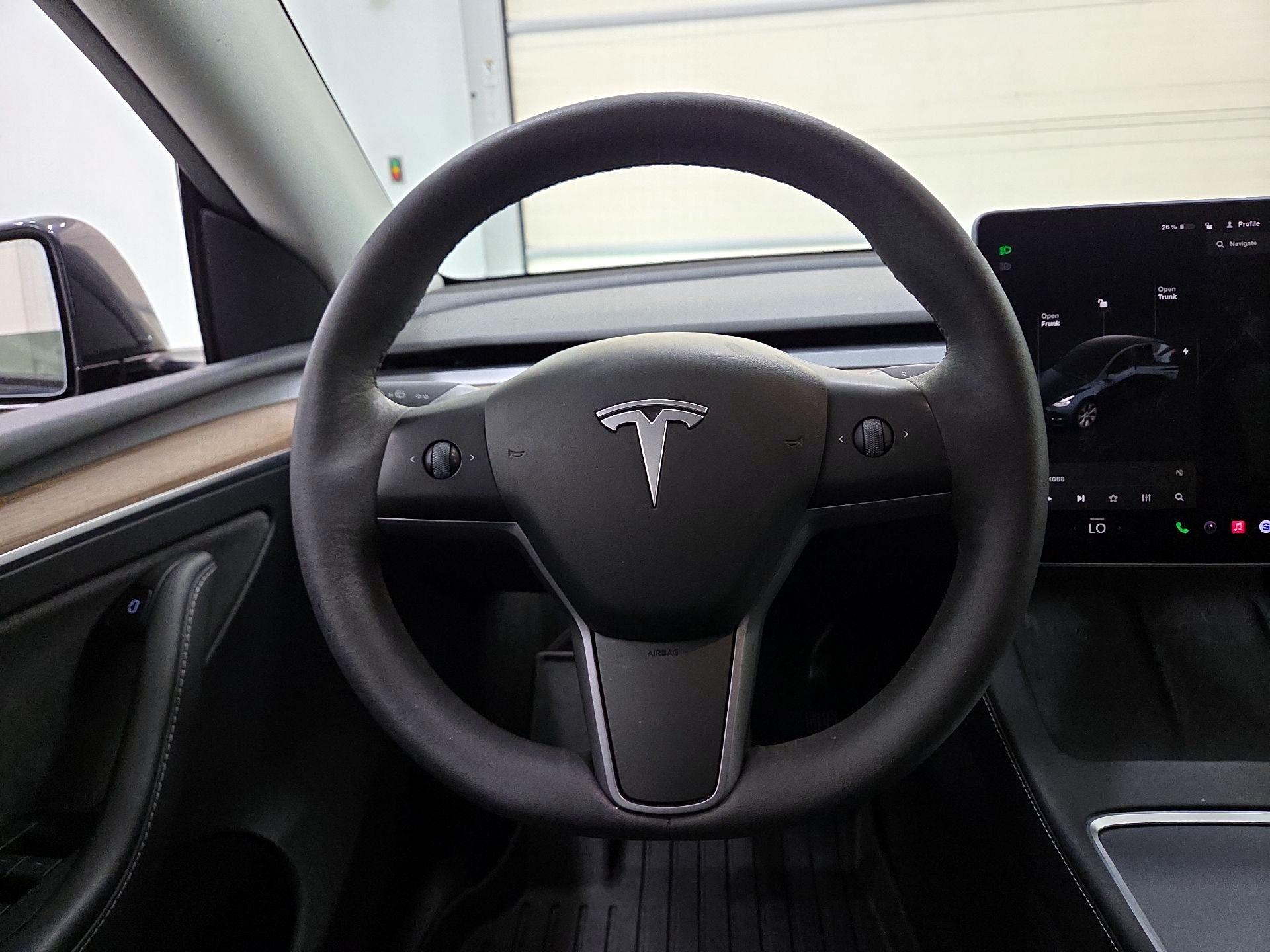 Thumbnail: 2024 Tesla Model Y - 10