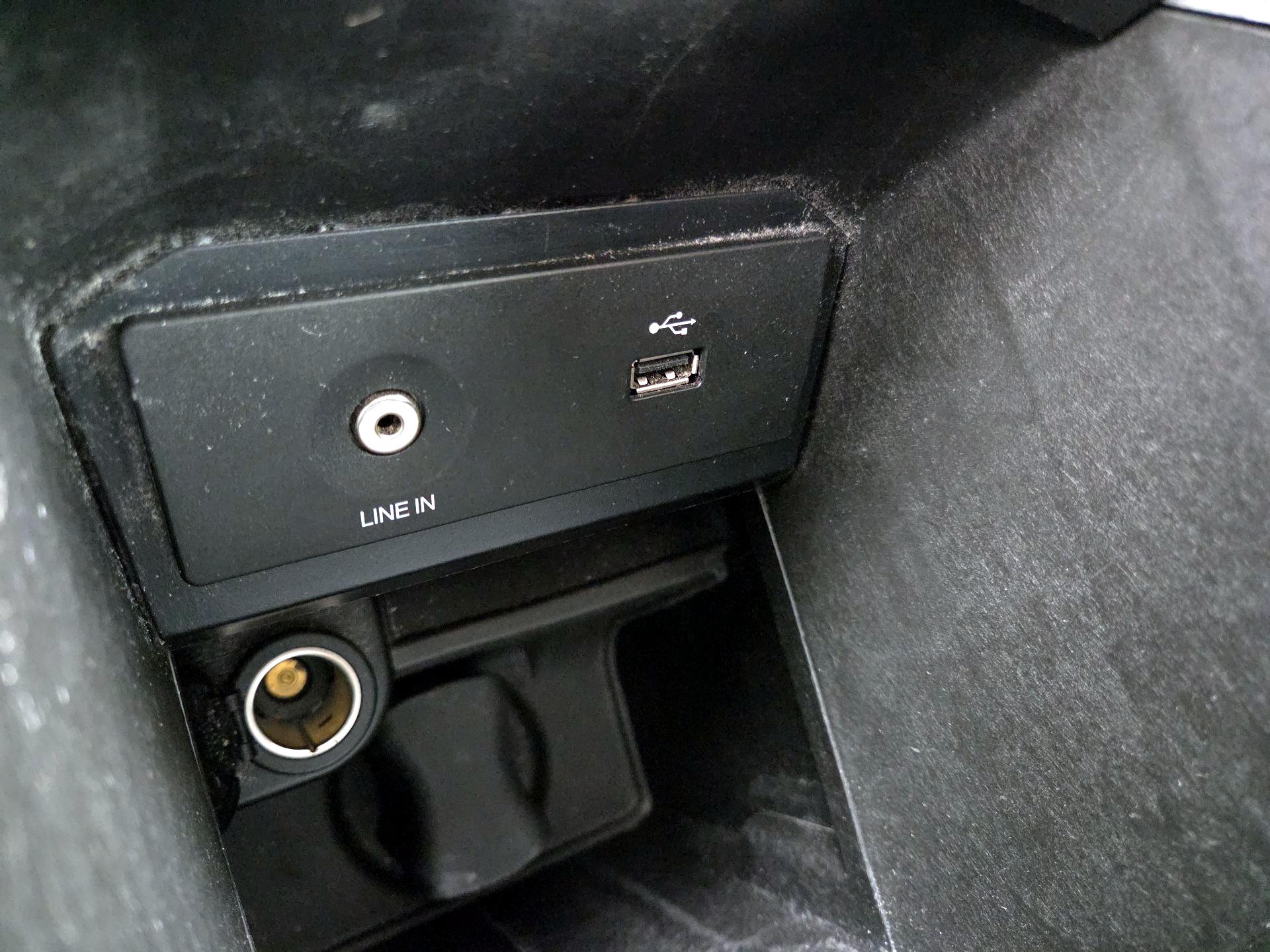 Thumbnail: 2015 Ford Escape - 18