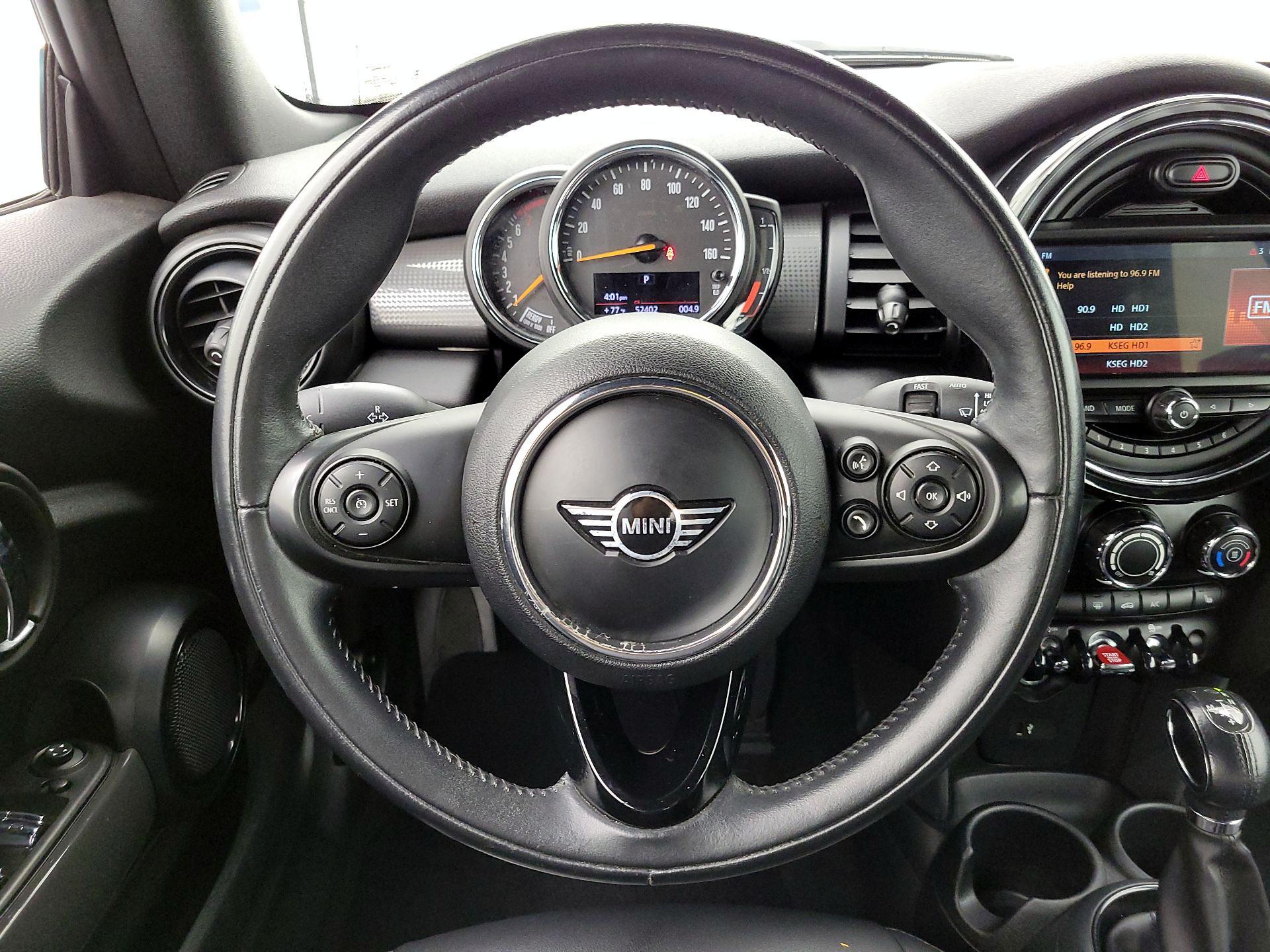 Thumbnail: 2019 MINI Cooper - 10