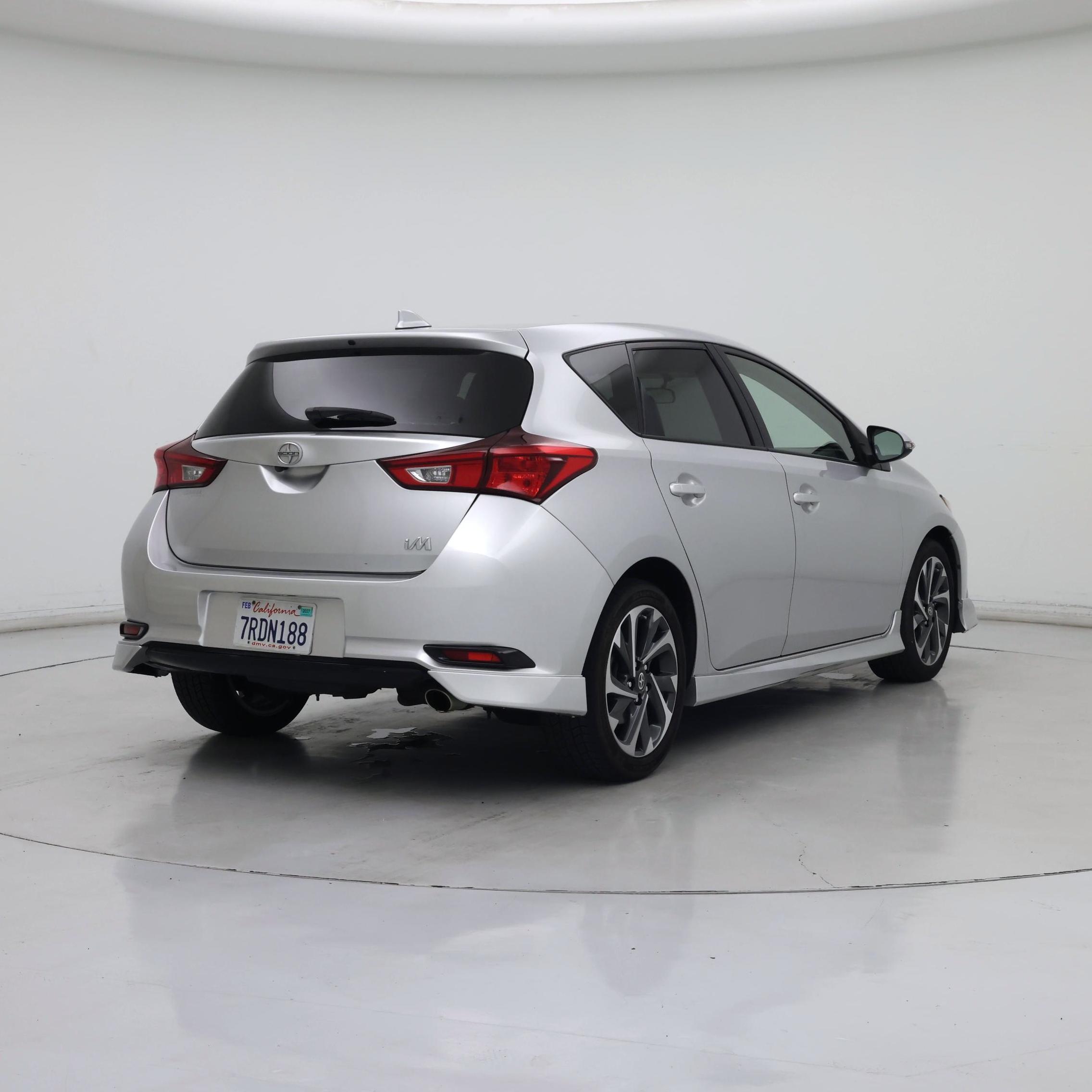 Thumbnail: 2016 Scion iM - 8