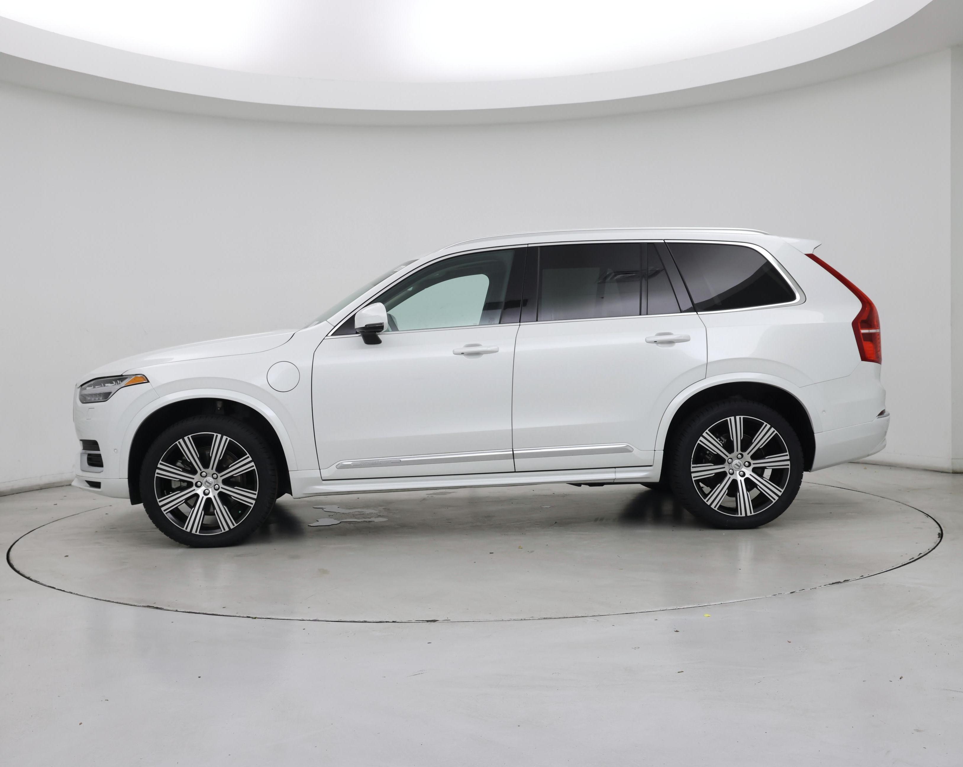 Thumbnail: 2023 Volvo XC90 - 3