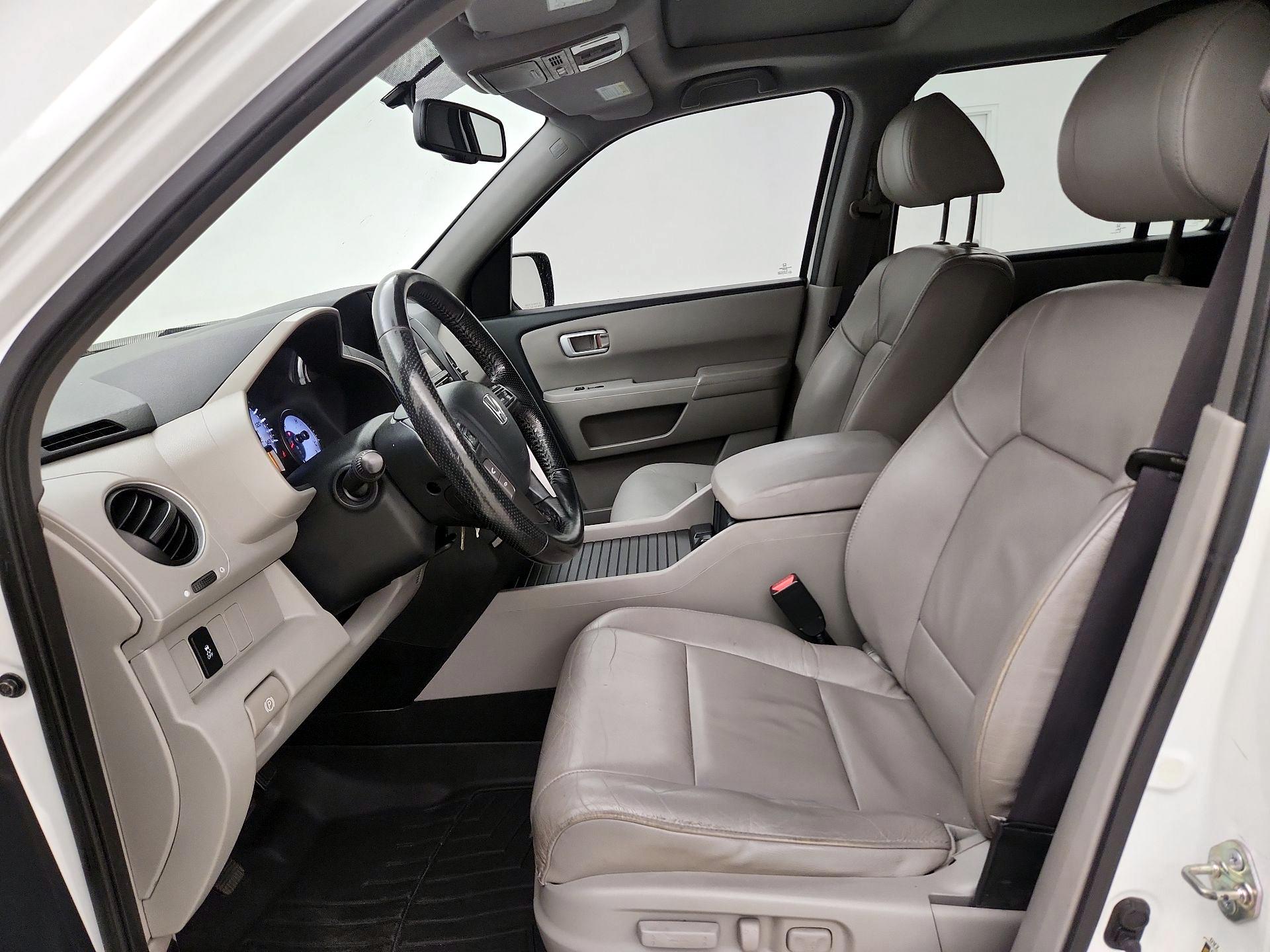 Thumbnail: 2015 Honda Pilot - 11