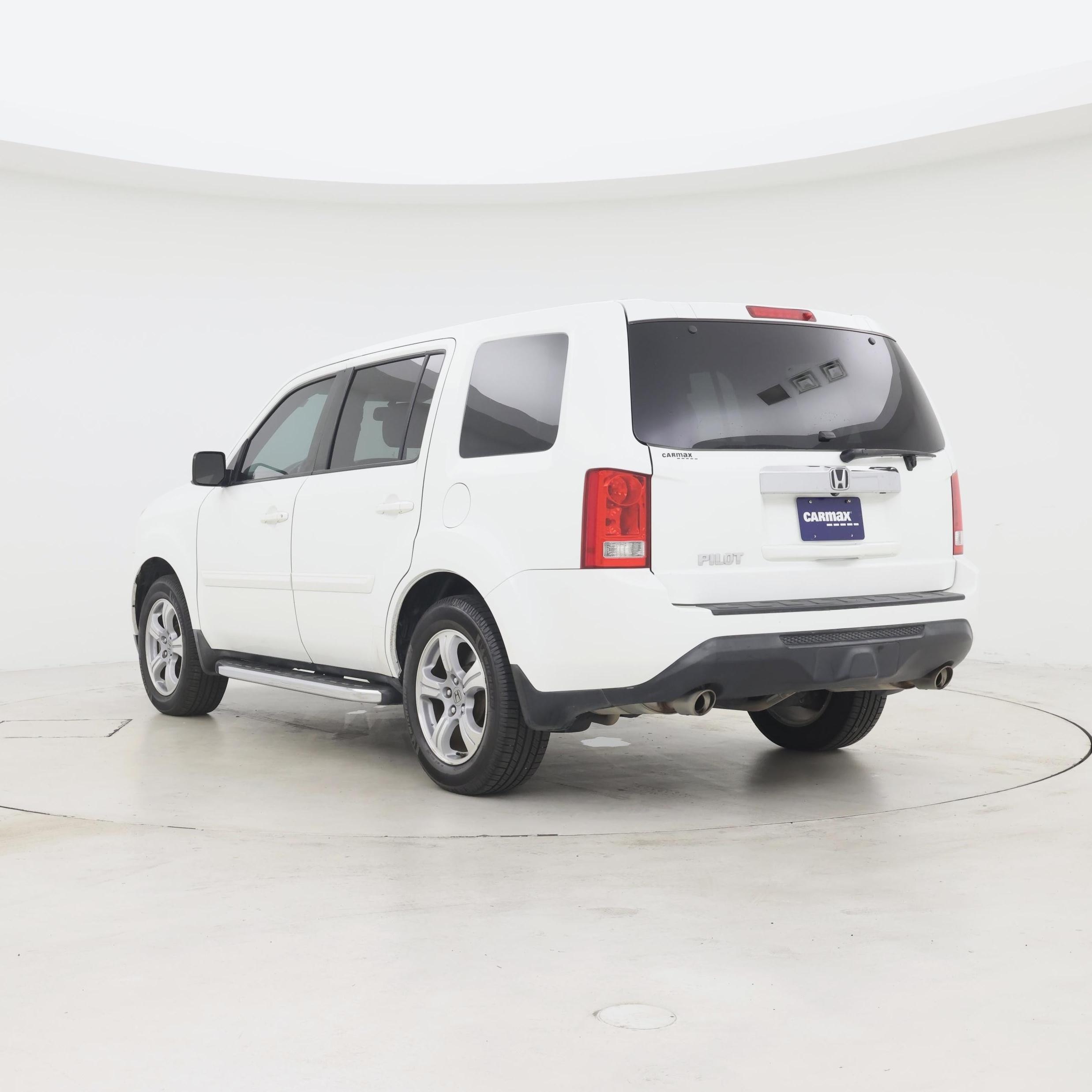 Thumbnail: 2015 Honda Pilot - 2
