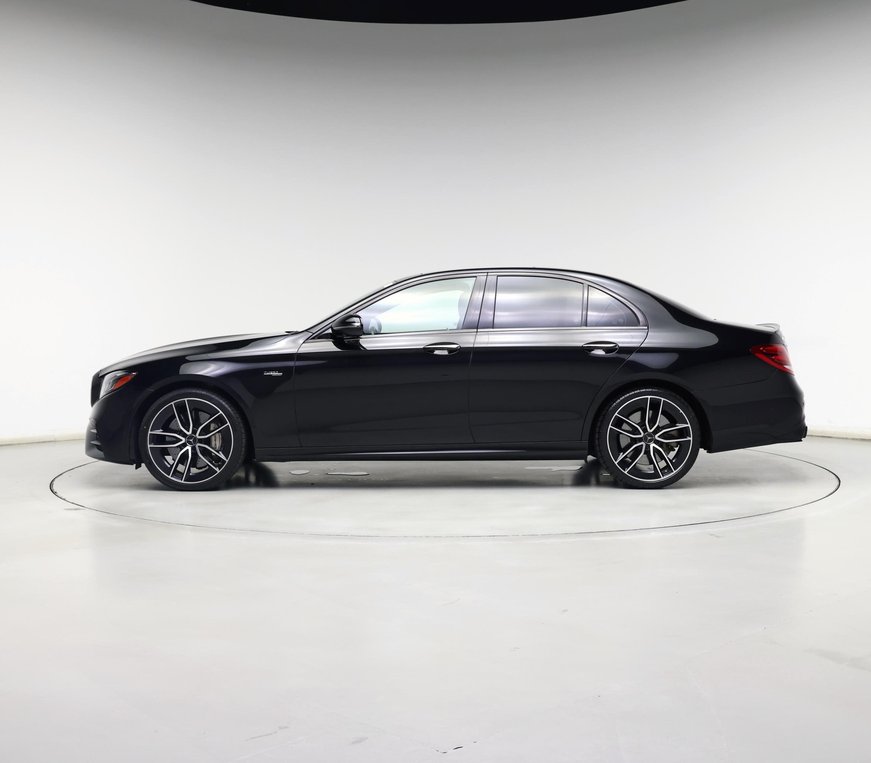 Thumbnail: 2020 Mercedes-Benz E-Class - 3