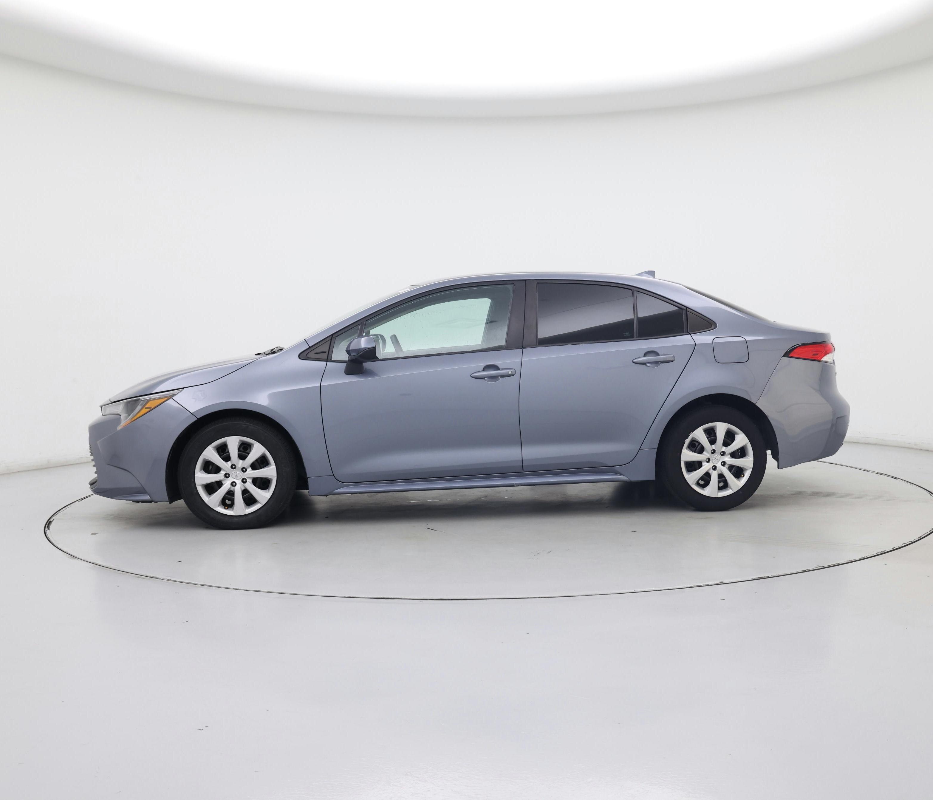 Thumbnail: 2023 Toyota Corolla - 3