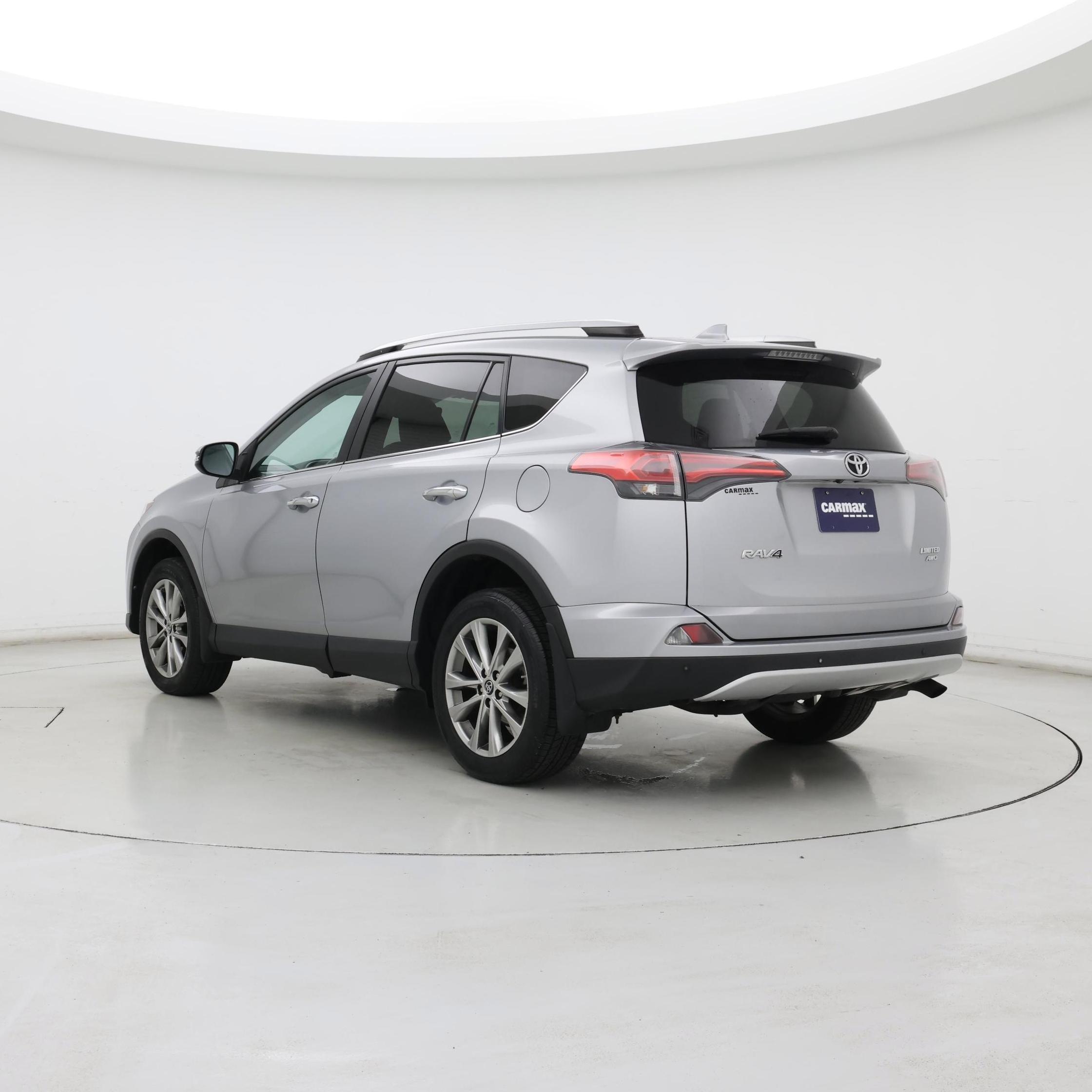 Thumbnail: 2016 Toyota RAV4 - 2
