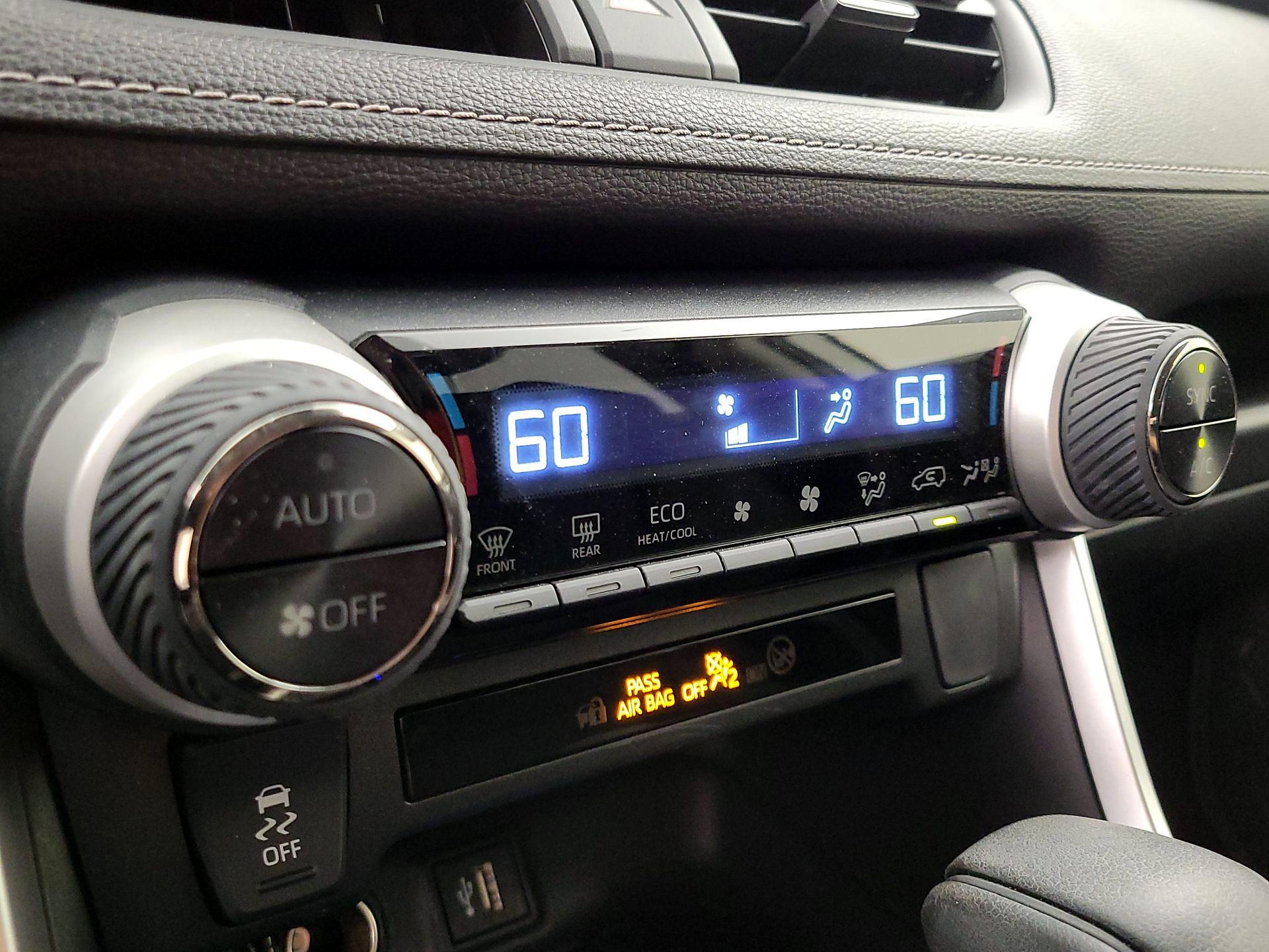 Thumbnail: 2025 Toyota RAV4 - 16