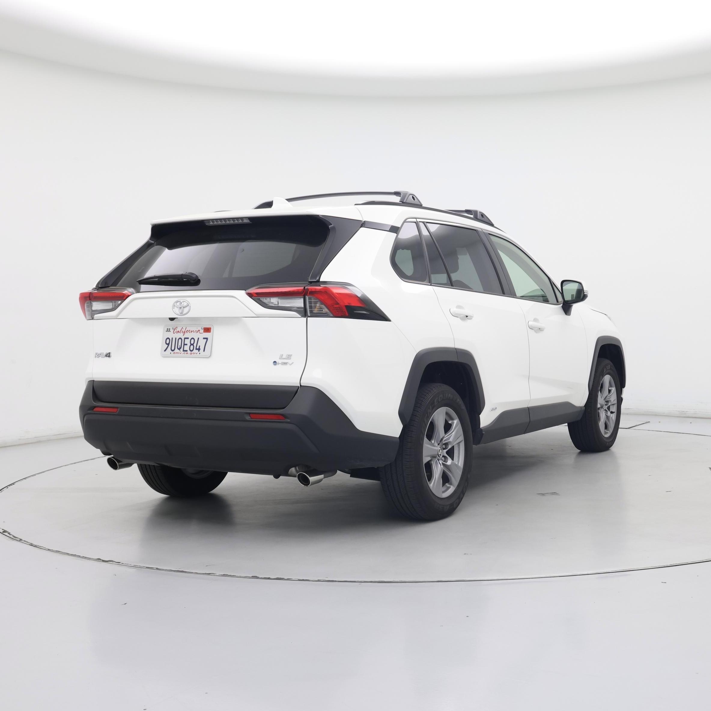 Thumbnail: 2025 Toyota RAV4 - 8