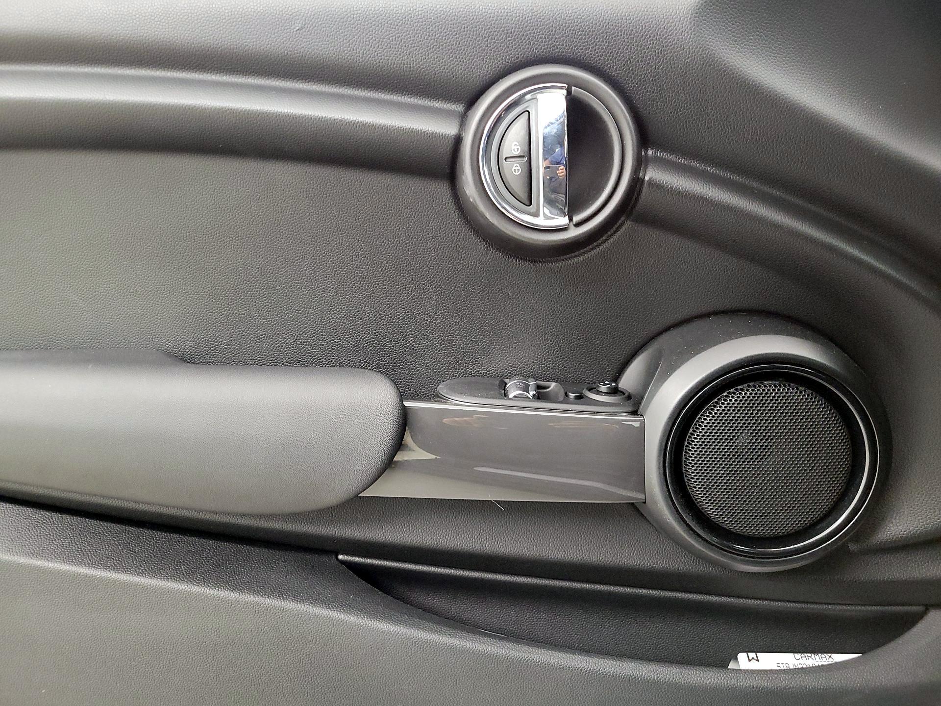 Thumbnail: 2018 MINI Cooper Hardtop - 12