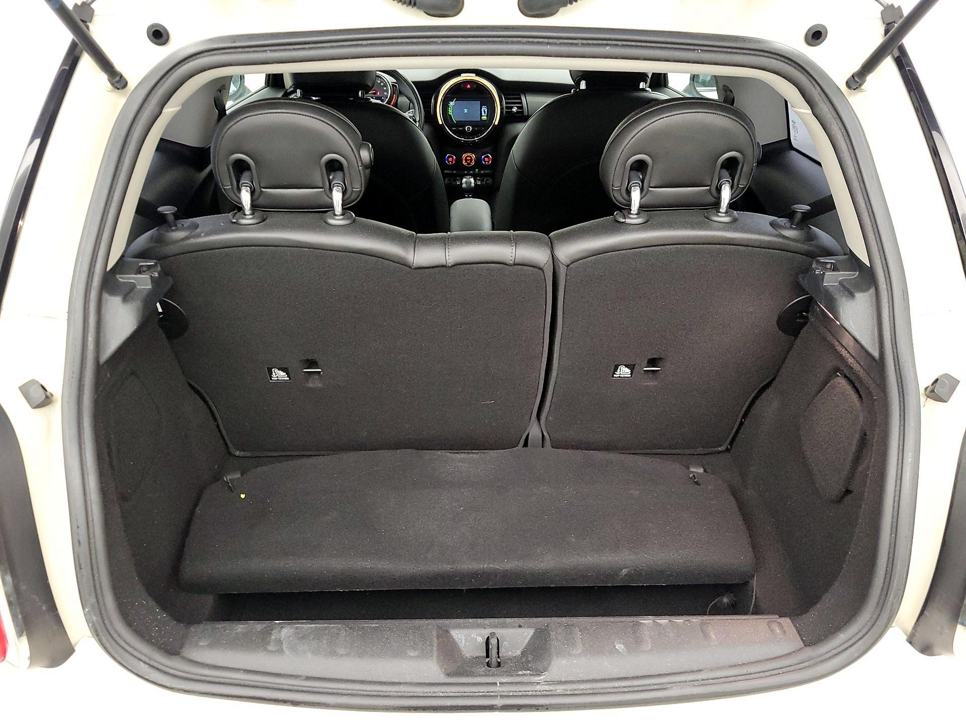 Thumbnail: 2018 MINI Cooper Hardtop - 20