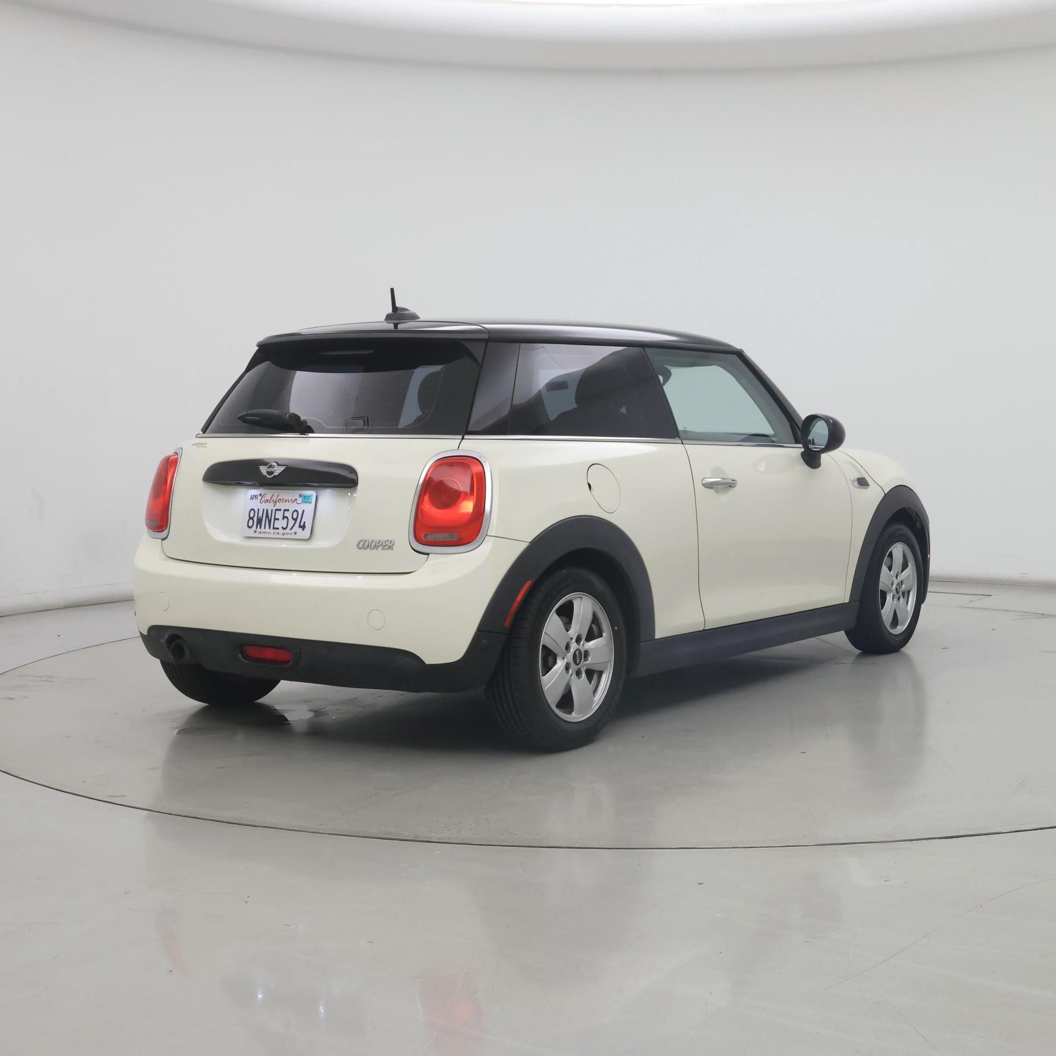 Thumbnail: 2018 MINI Cooper Hardtop - 8