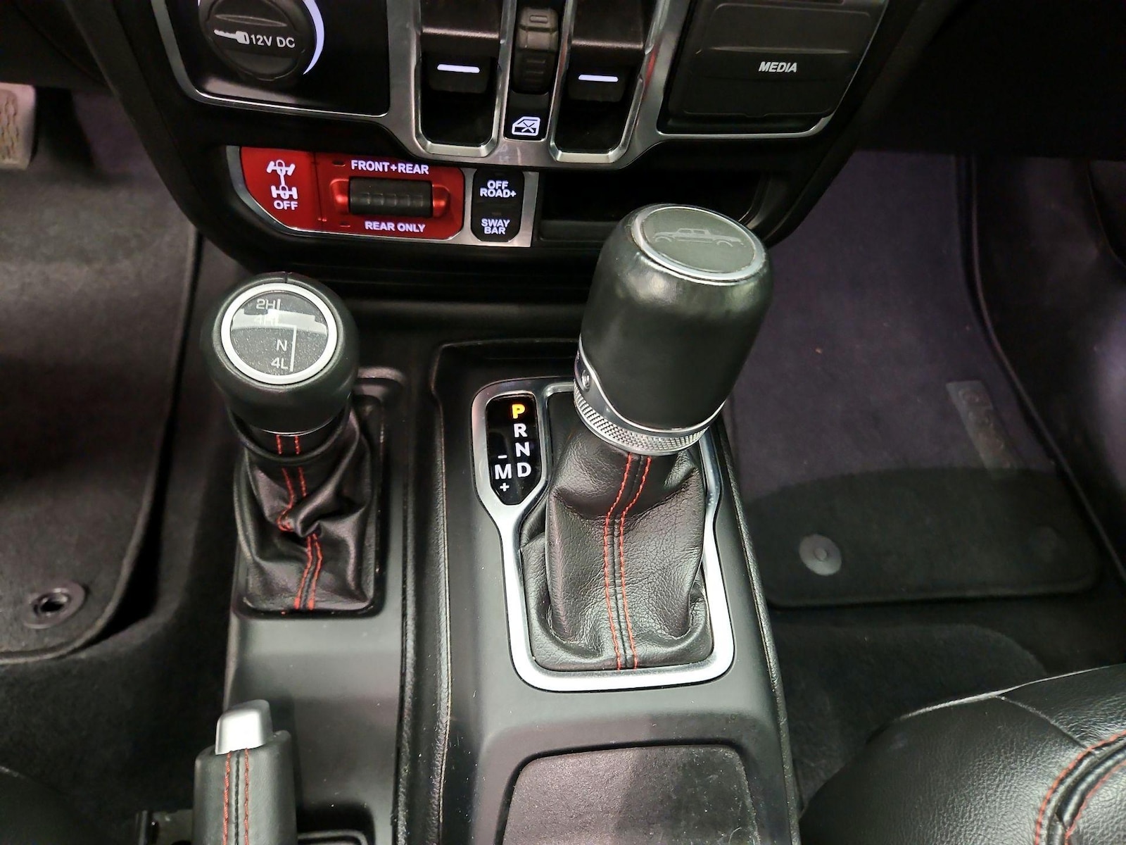2022 Jeep Gladiator Rubicon - Photo 19