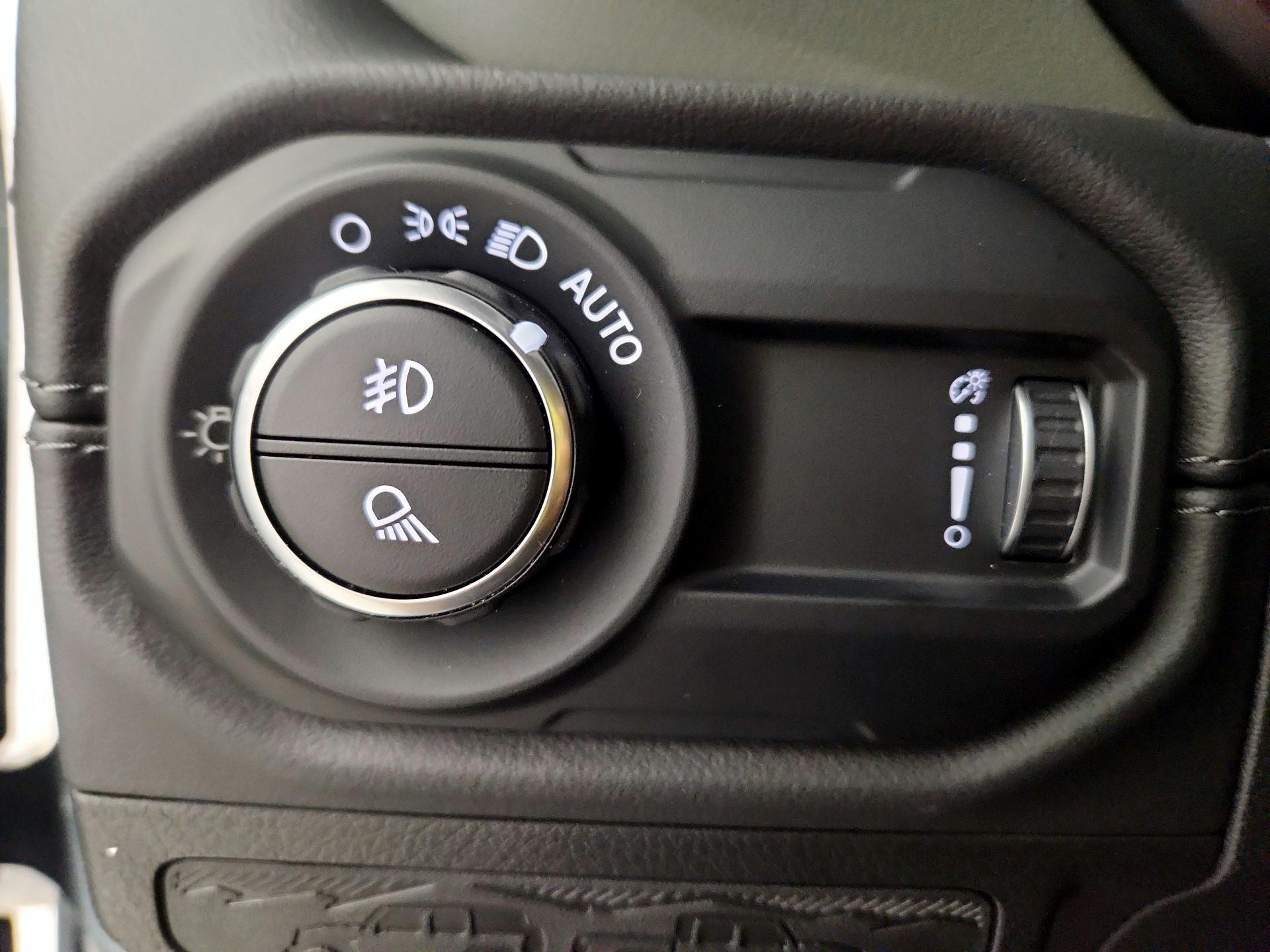 Thumbnail: 2024 Jeep Gladiator - 13