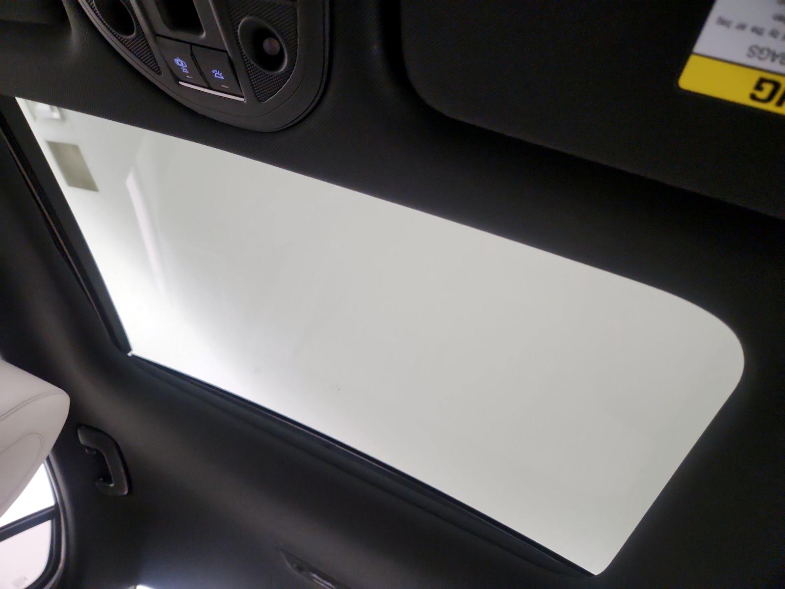 2022 GENESIS G70 Standard - Photo 21