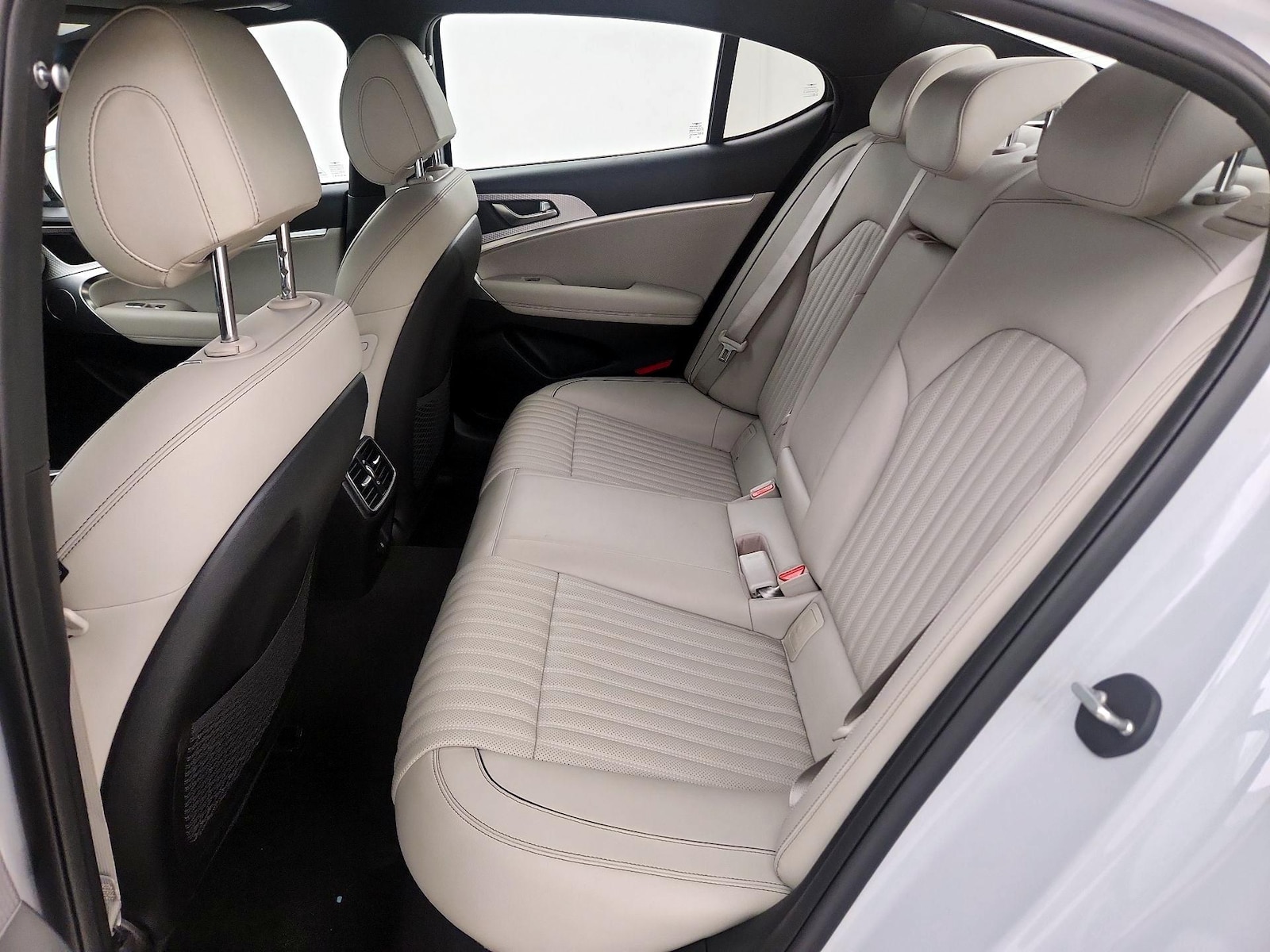2022 GENESIS G70 Standard - Photo 22