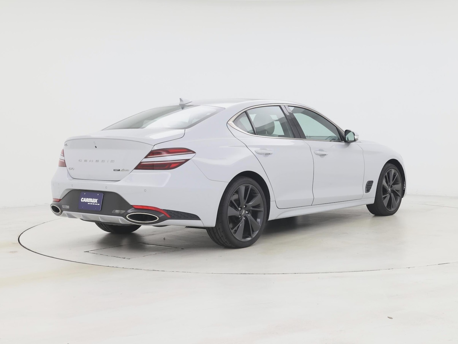 2022 GENESIS G70 Standard - Photo 9