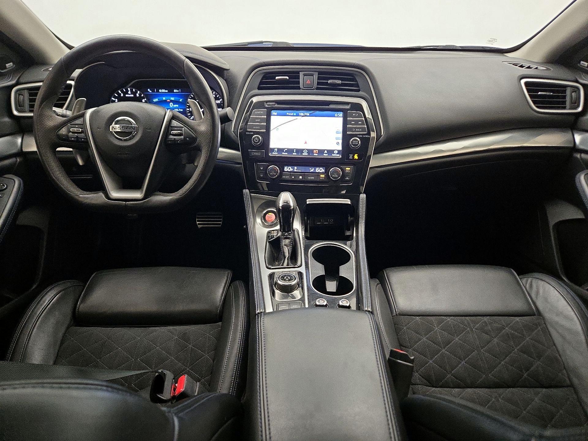 Thumbnail: 2017 Nissan Maxima - 9