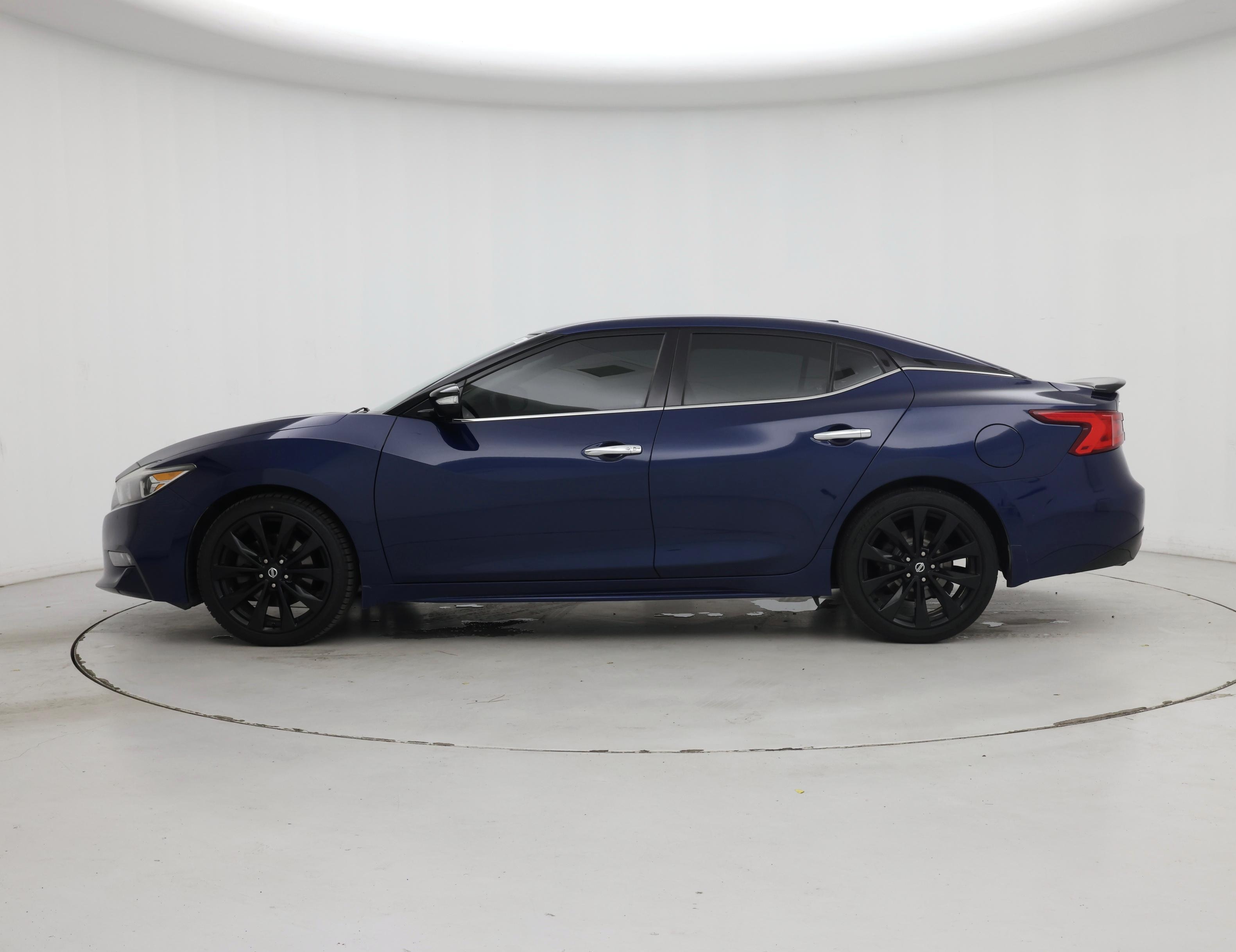 Thumbnail: 2017 Nissan Maxima - 3