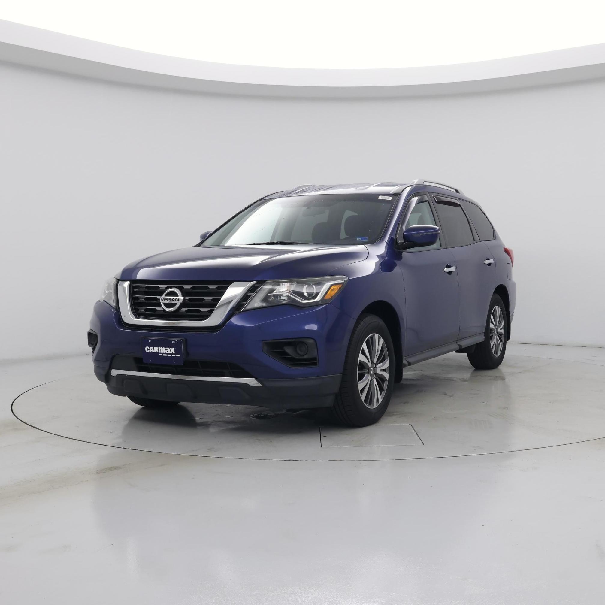 Thumbnail: 2017 Nissan Pathfinder - 4