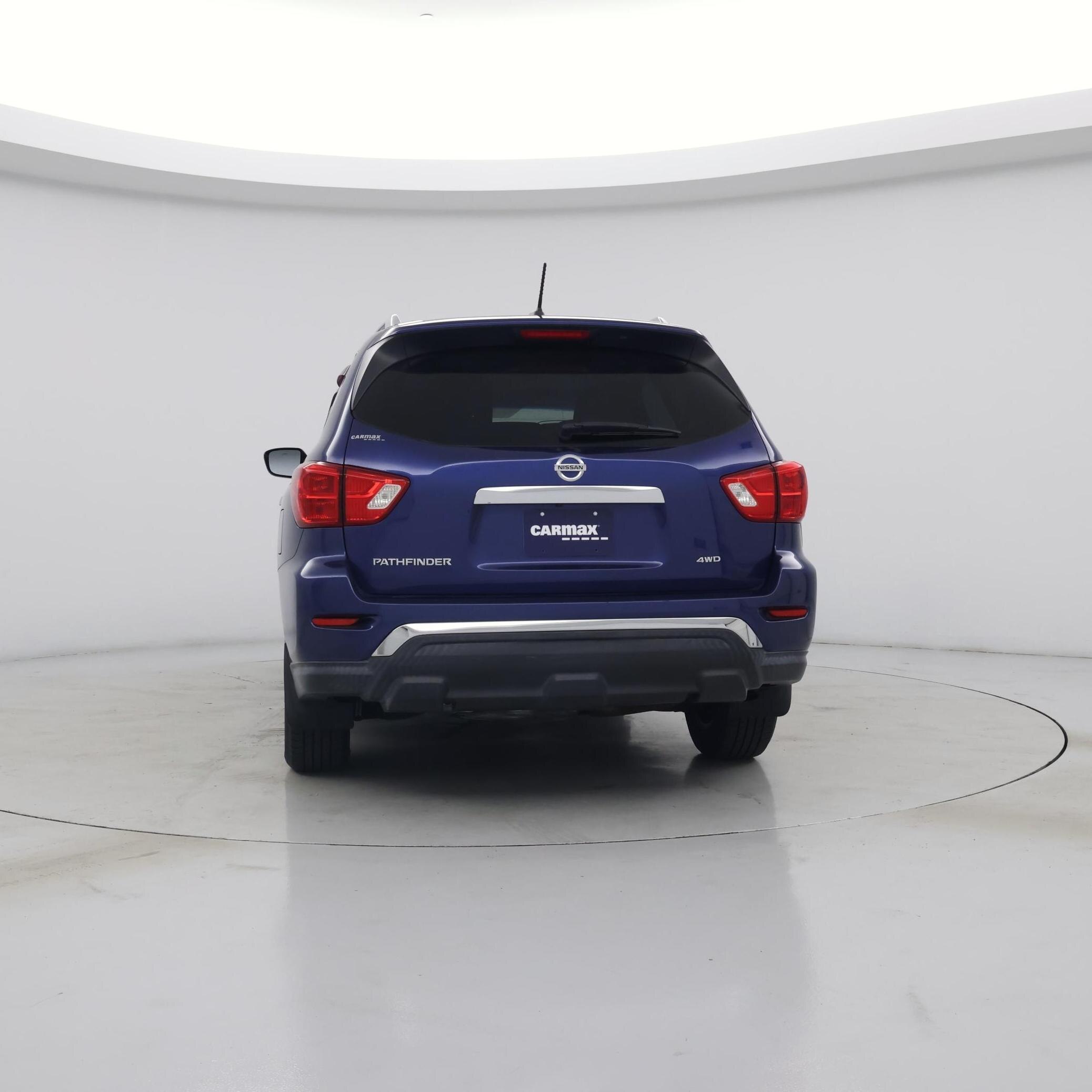 Thumbnail: 2017 Nissan Pathfinder - 6