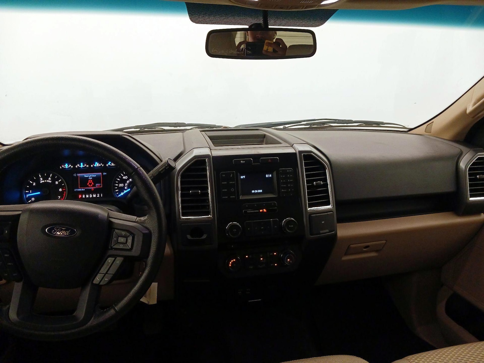 2015 Ford F-150 XLT - Photo 10