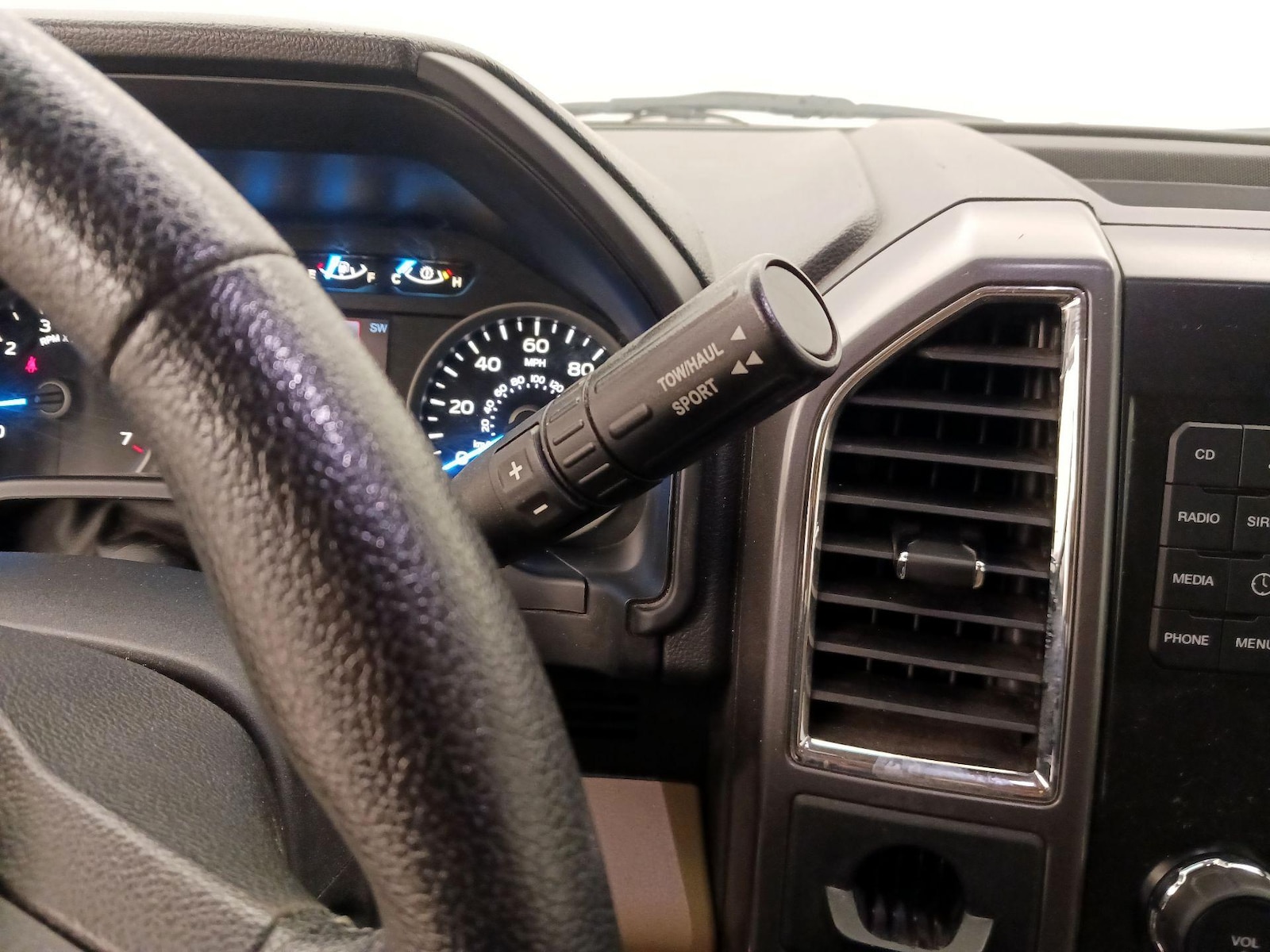 2015 Ford F-150 XLT - Photo 18