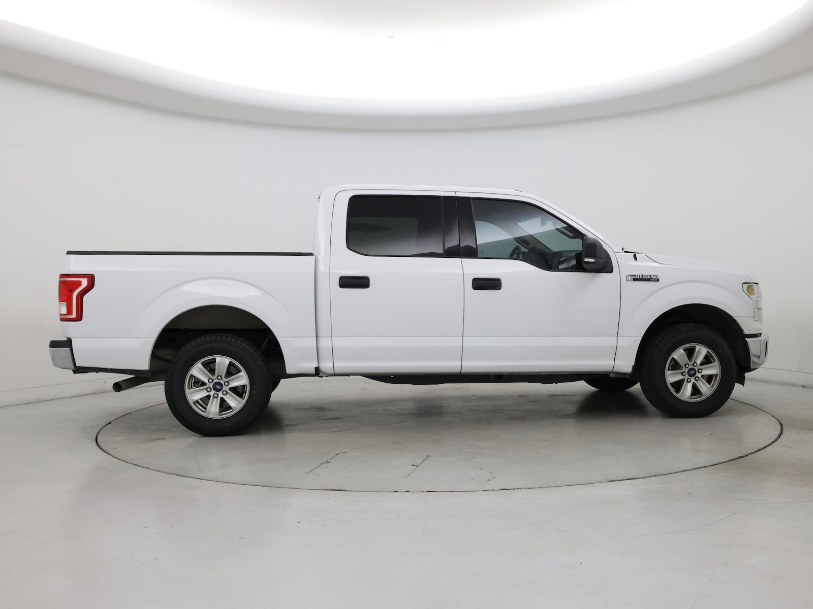 2015 Ford F-150 XLT - Photo 8