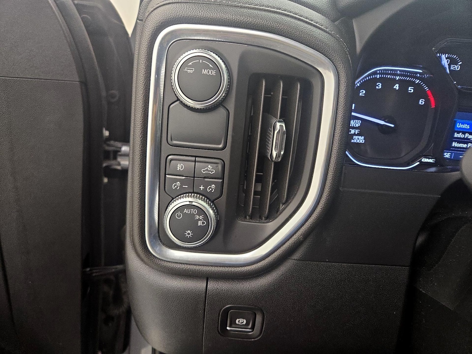 2020 GMC Sierra 1500 Elevation - Photo 14