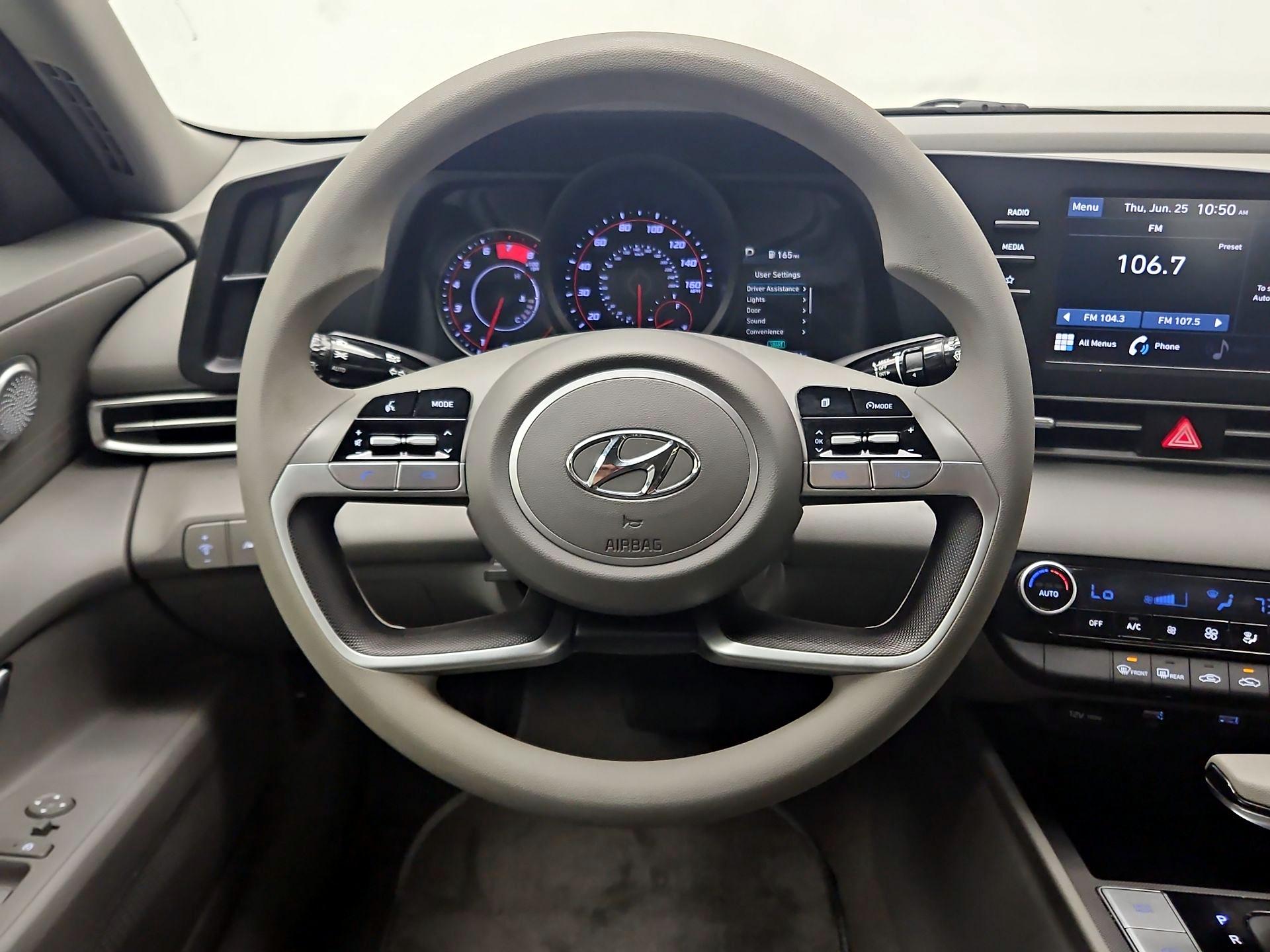 Thumbnail: 2023 Hyundai Elantra - 10