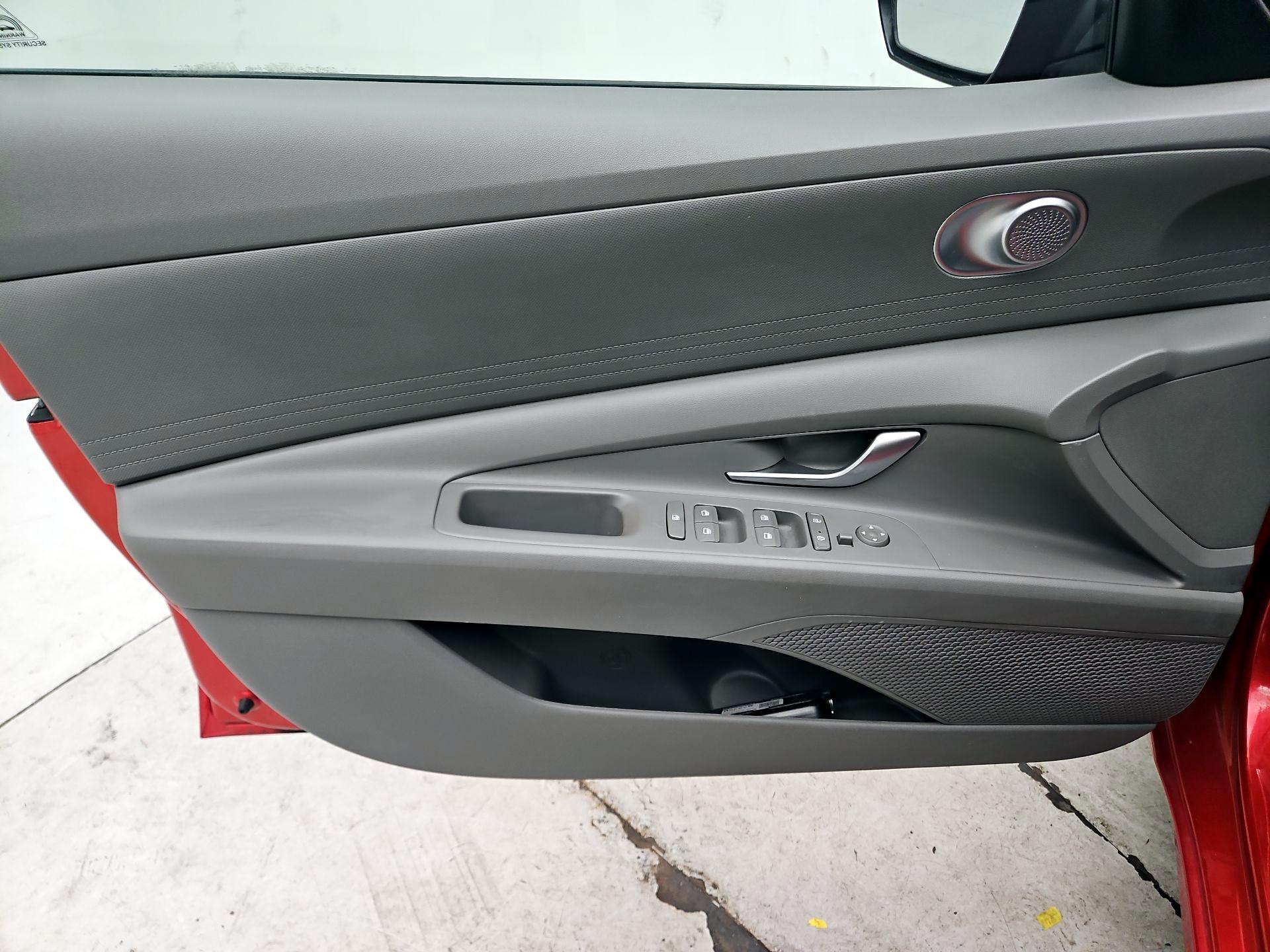 Thumbnail: 2023 Hyundai Elantra - 12