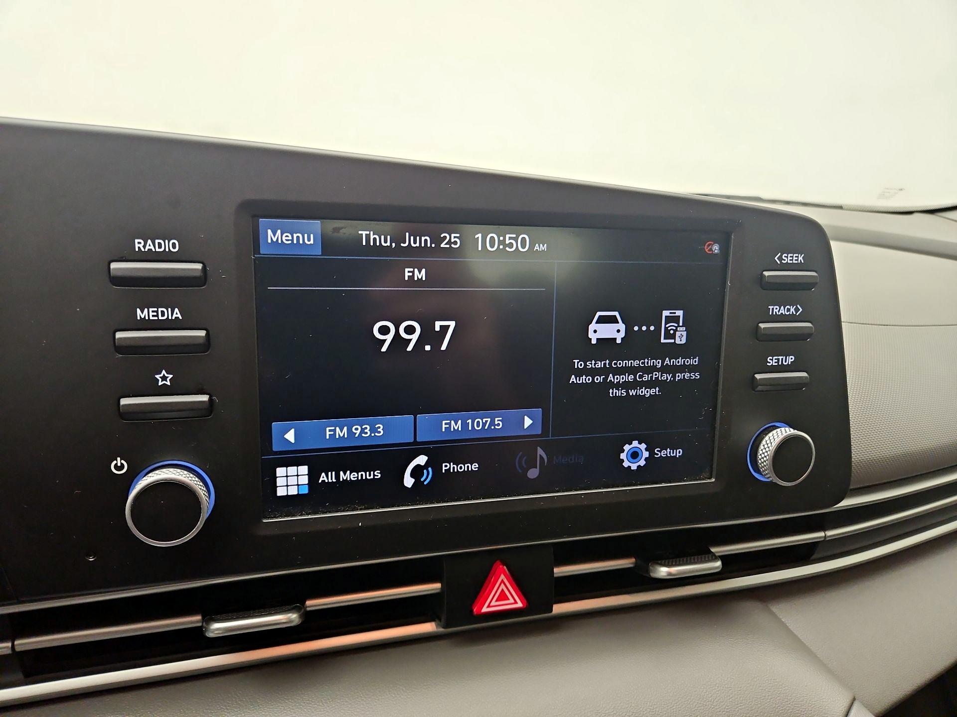 Thumbnail: 2023 Hyundai Elantra - 15