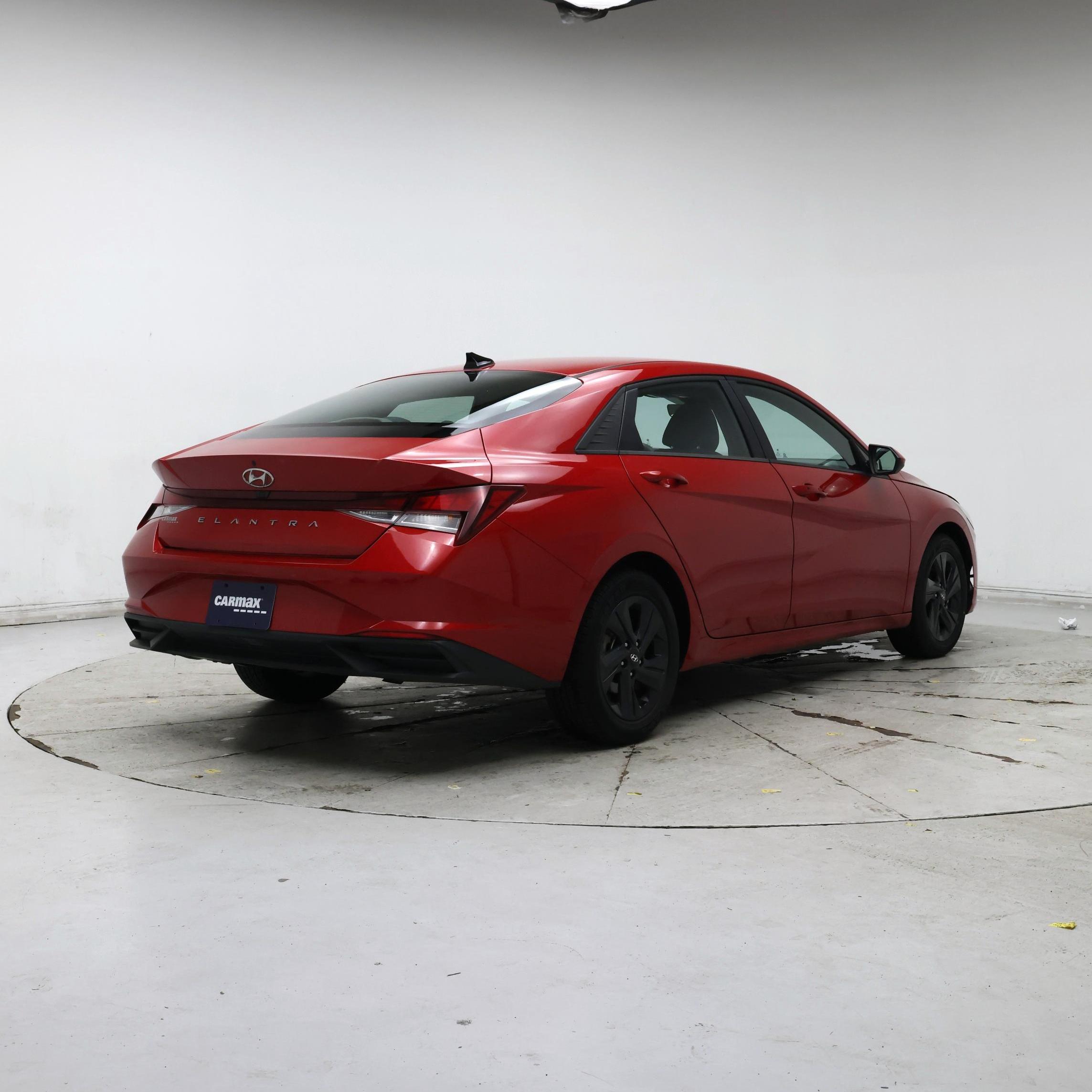 Thumbnail: 2023 Hyundai Elantra - 8