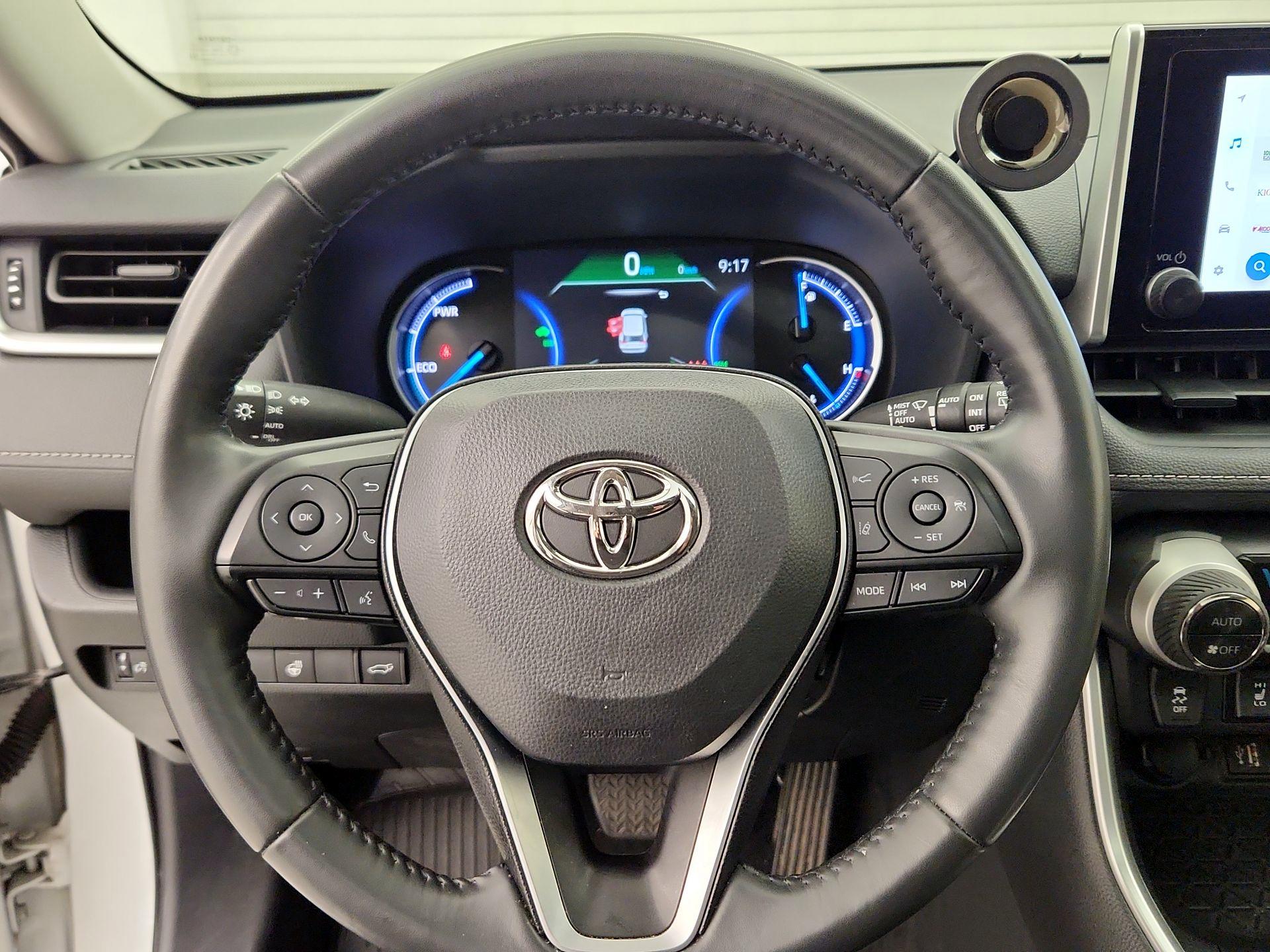 Thumbnail: 2024 Toyota RAV4 - 10
