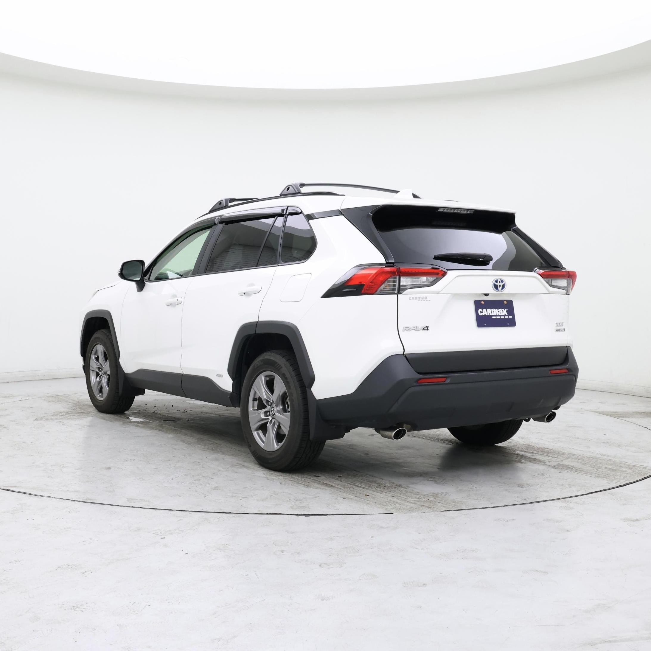 Thumbnail: 2024 Toyota RAV4 - 2