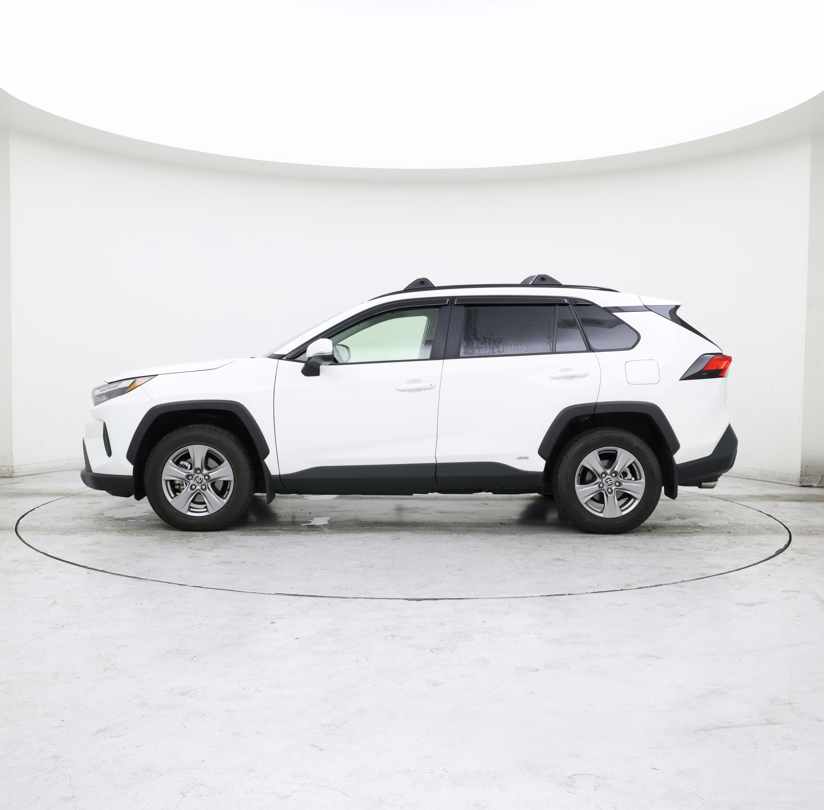 Thumbnail: 2024 Toyota RAV4 - 3