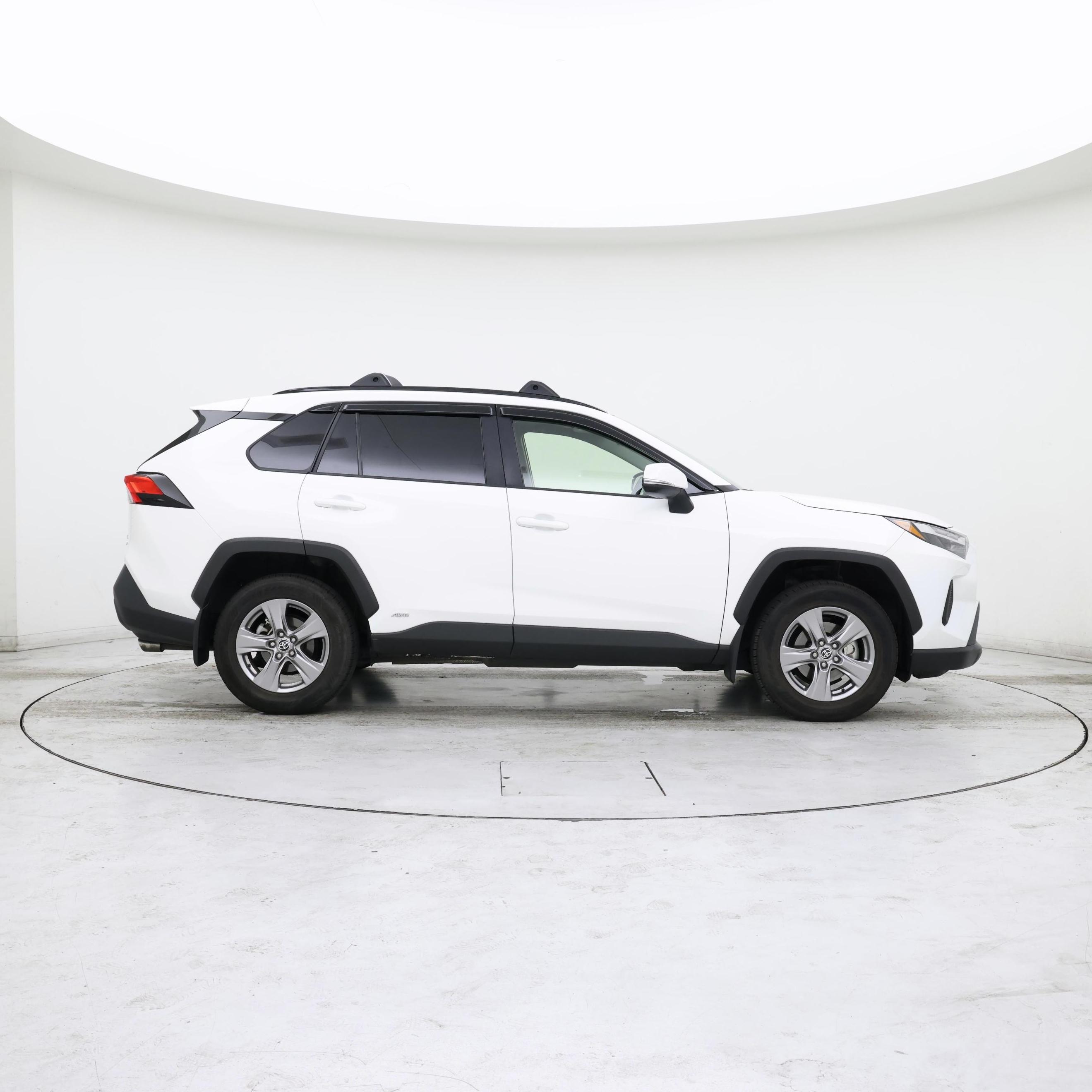 Thumbnail: 2024 Toyota RAV4 - 7