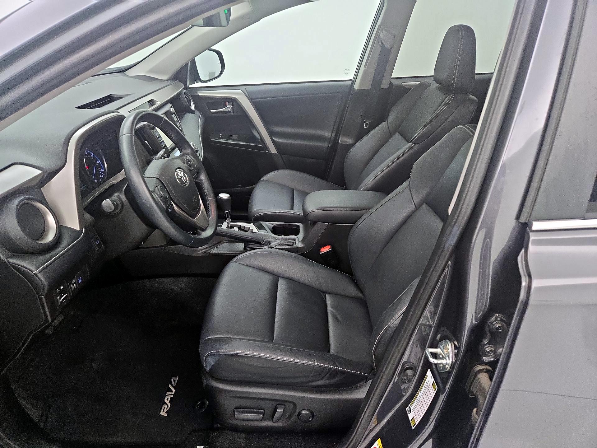 Thumbnail: 2018 Toyota RAV4 - 11