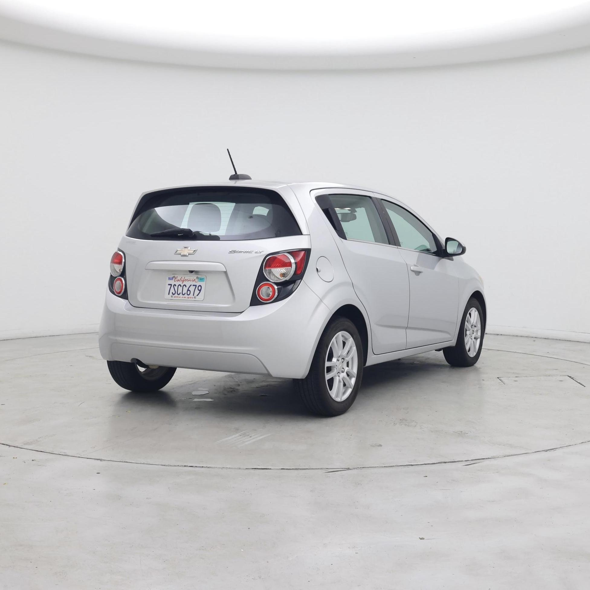Thumbnail: 2015 Chevrolet Sonic - 8